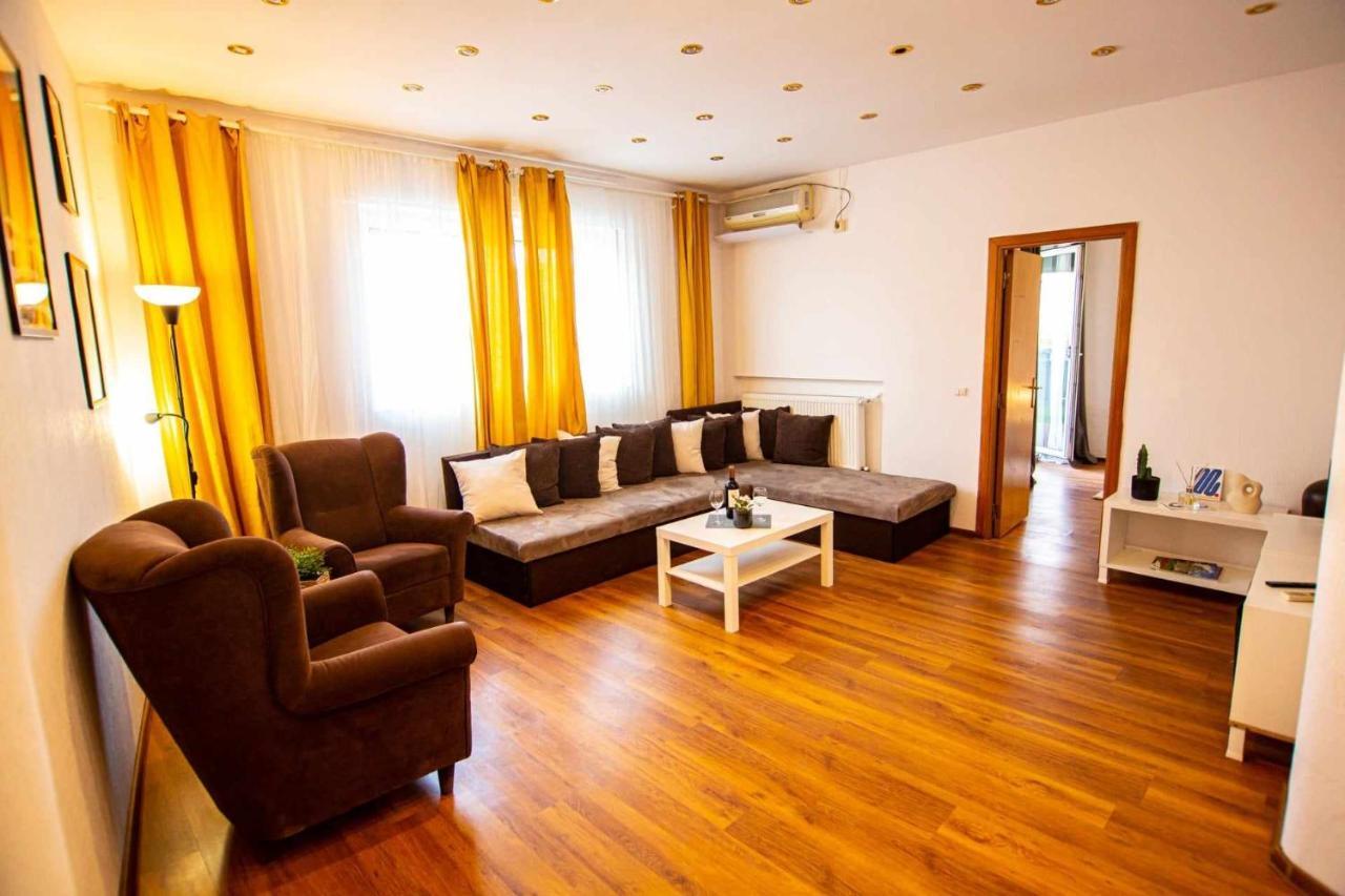 With Panoramic Terrace In Center