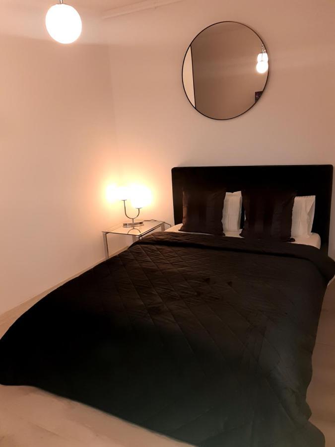 Apartment Mia Plus!! Self Check-in!! *