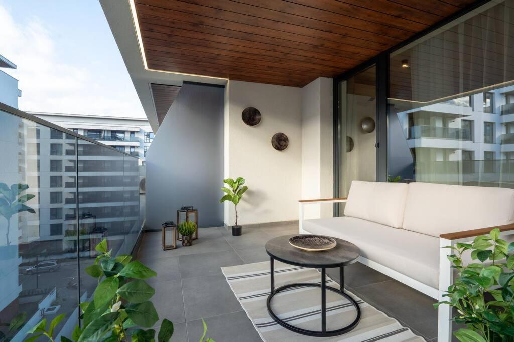 Tribal 1br In Aviatiei Apartment *