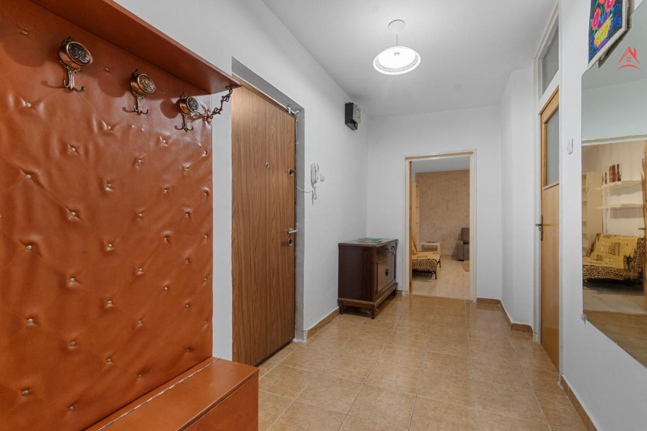Dristor Large And Cozy Apartment *
