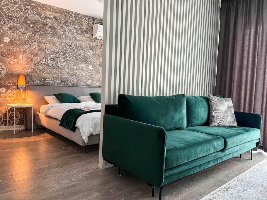 Glamorous 1br W/free Parking * Bucharest