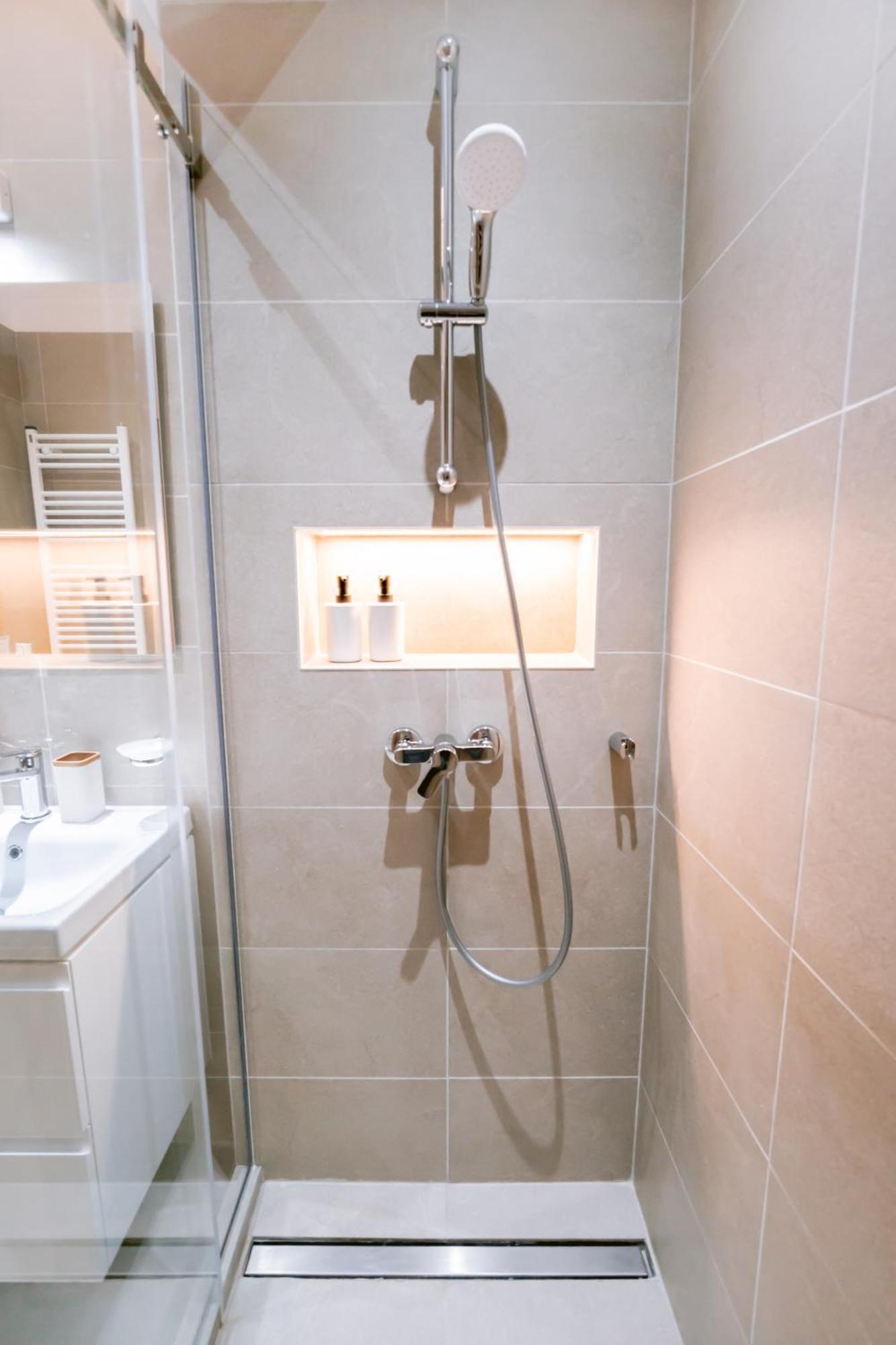Apartament Forest Mist/plaza Afi Mall *
