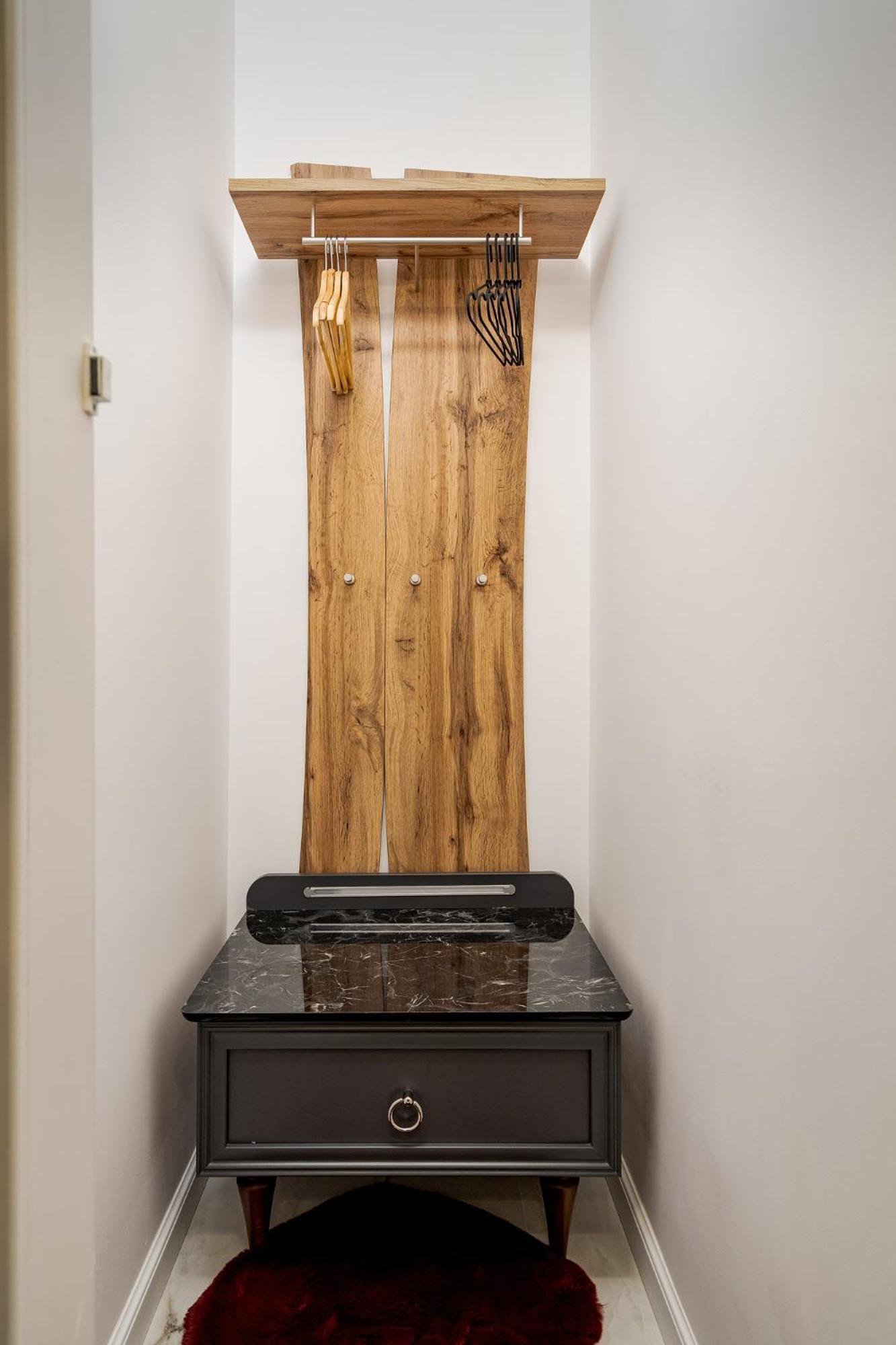 Cooper And Wood Elegance Orizont Galleries Apartment