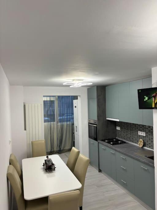 3 Decomandat Apartment Bucharest