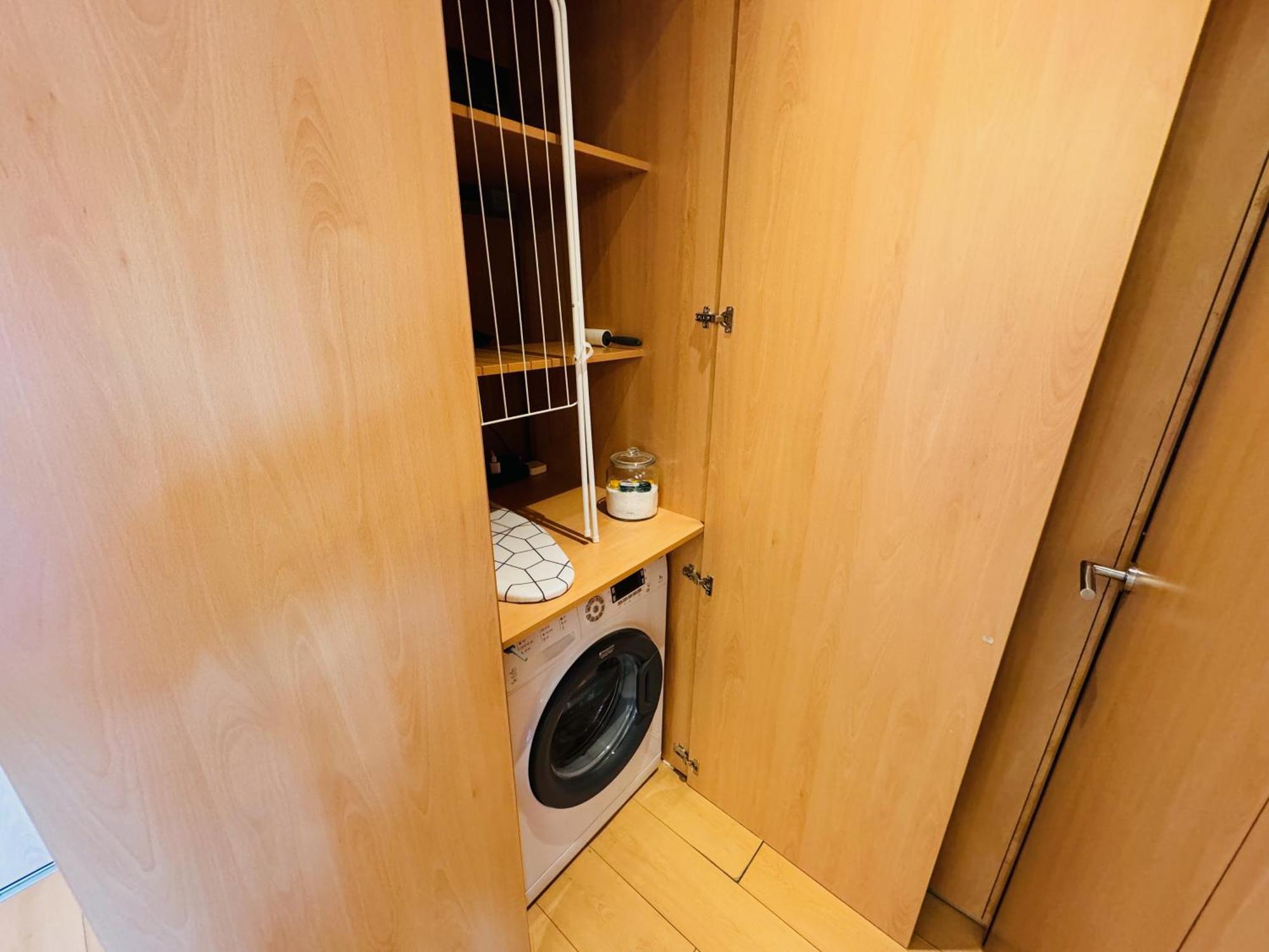 Rh - Opposite Mall, Metro, Balcony - Rh Living Apartment Bucharest