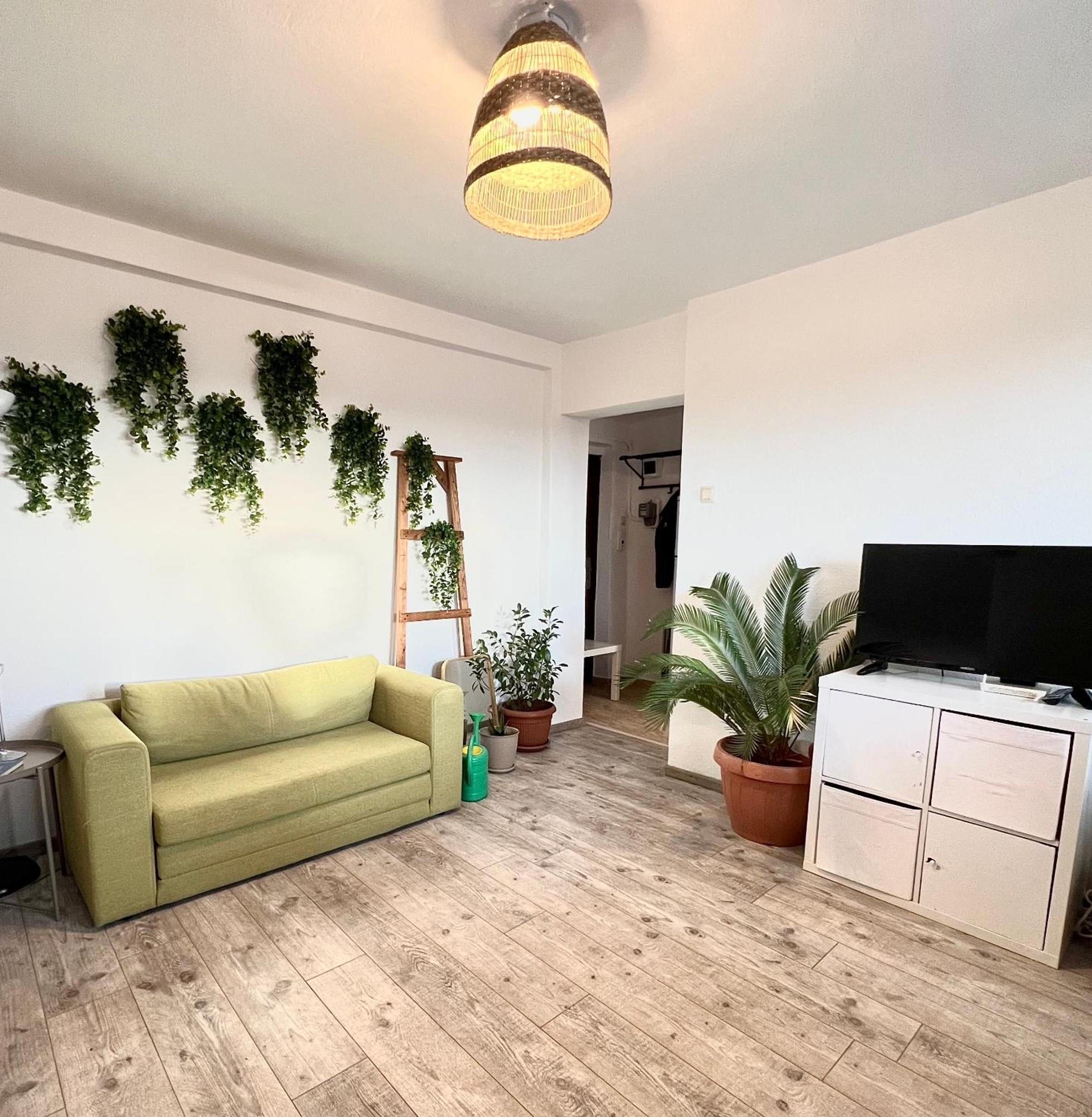 Paradise Studio In Park * Bucharest