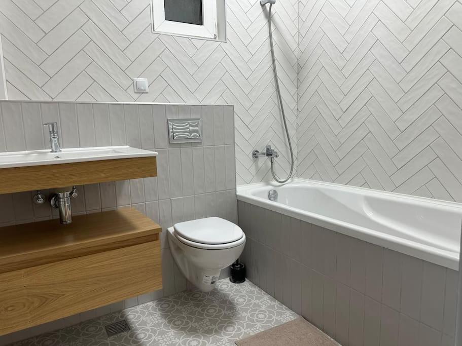 Cozy - 30 Sqm Terrace Bucharest