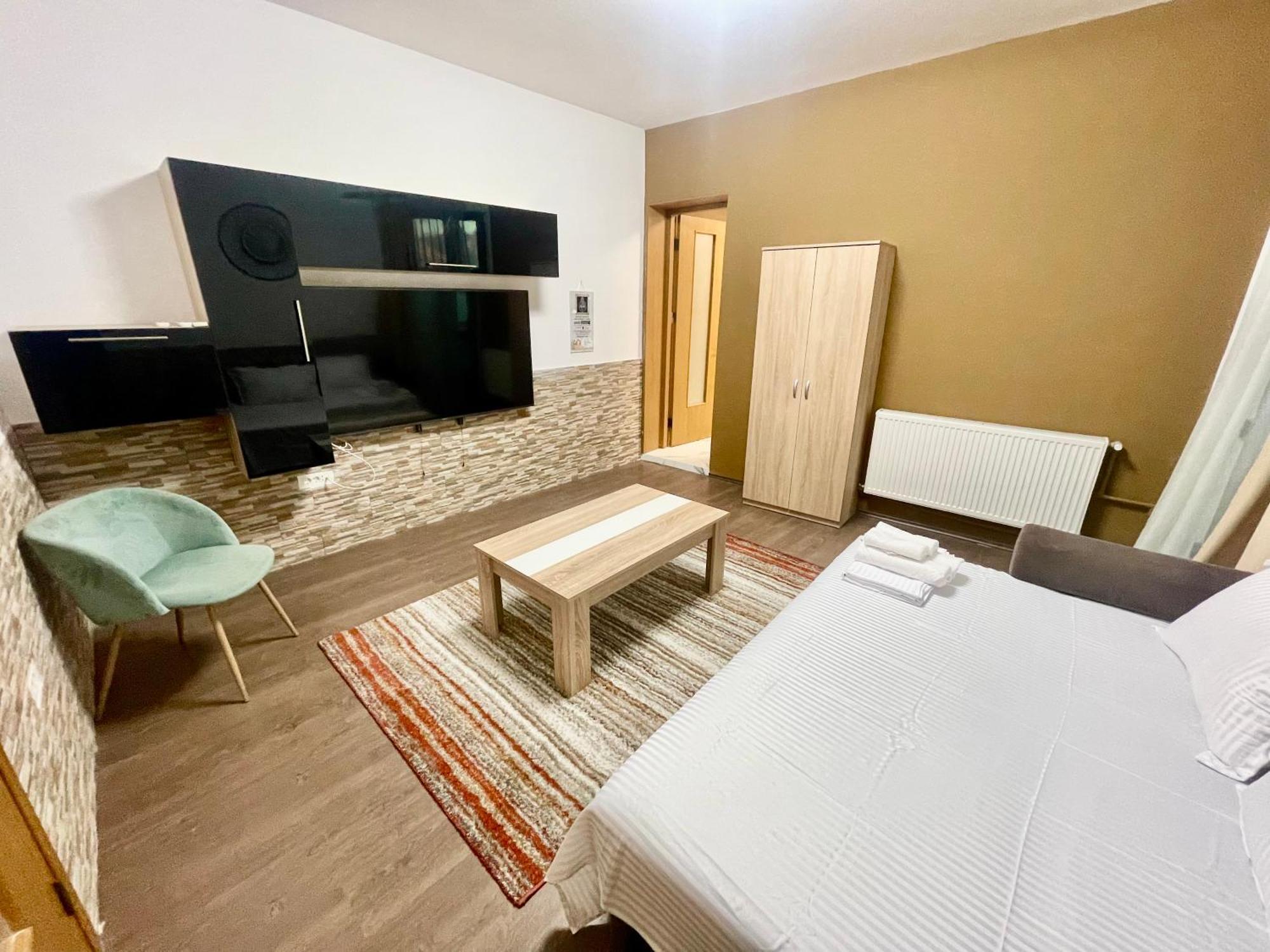 Elephant Apartment *