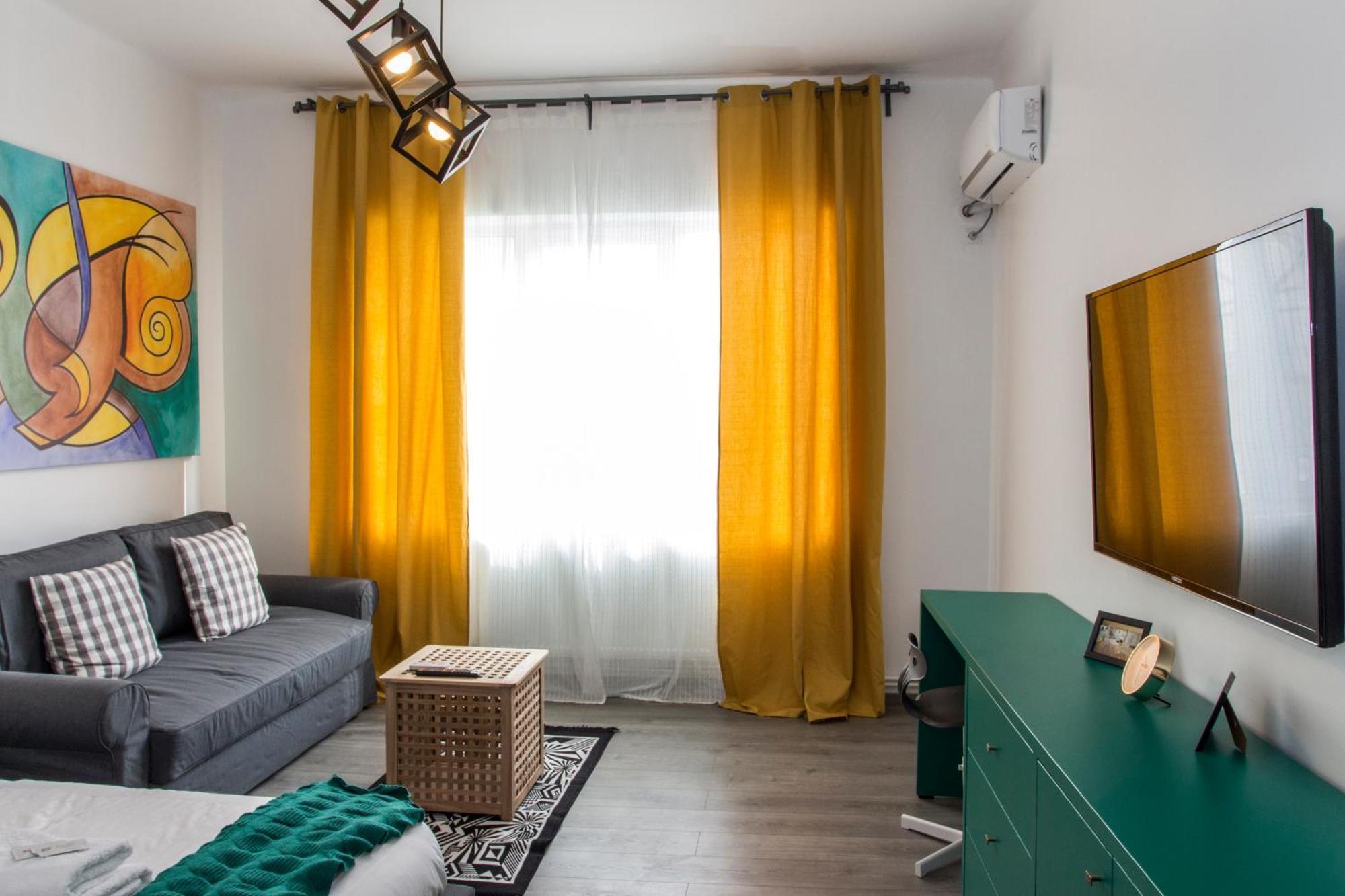 Old Town Premium By Mrg Bucharest