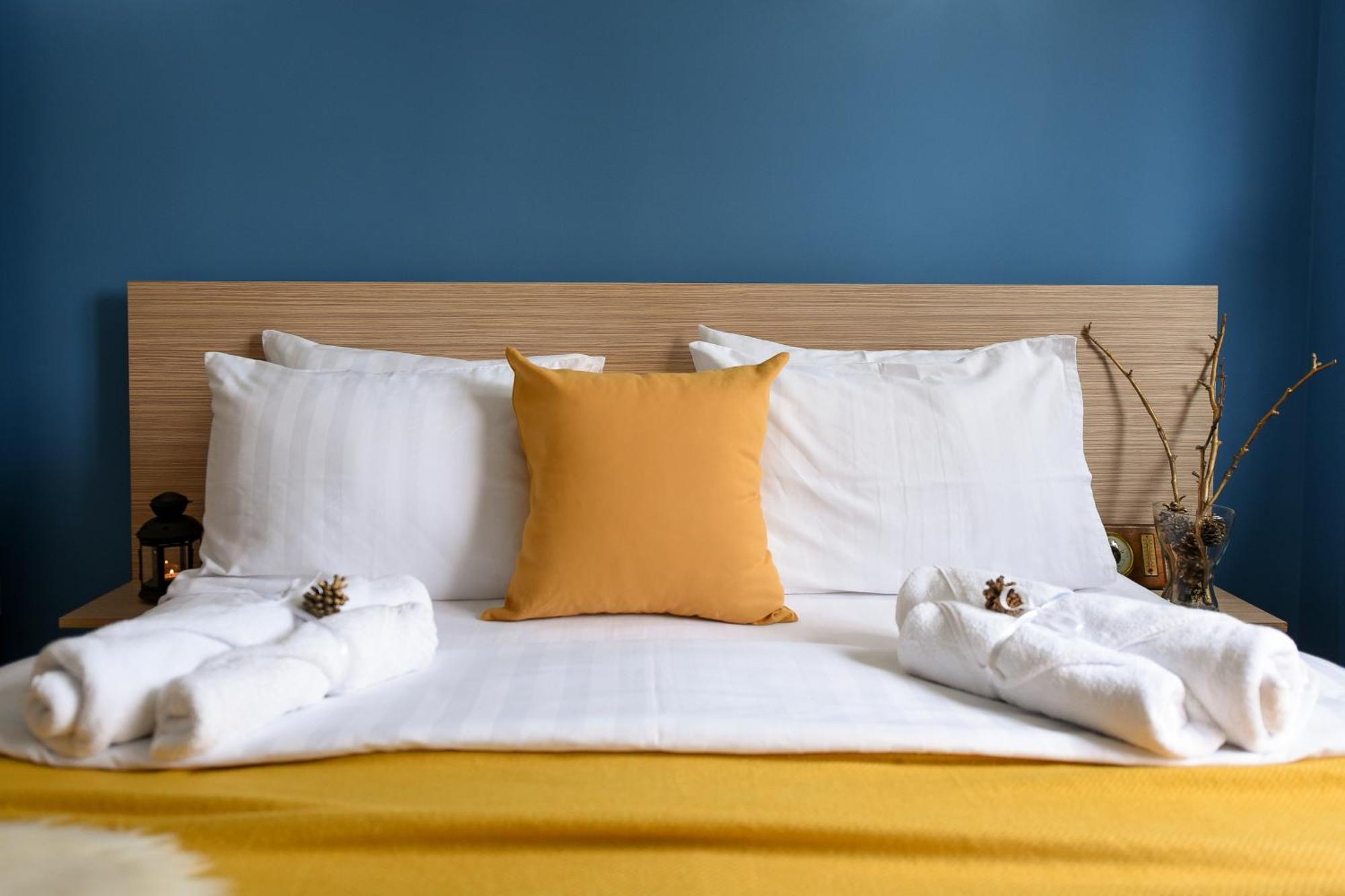 City-centric Comfort: 1-bedroom Near Military Circle Apartament