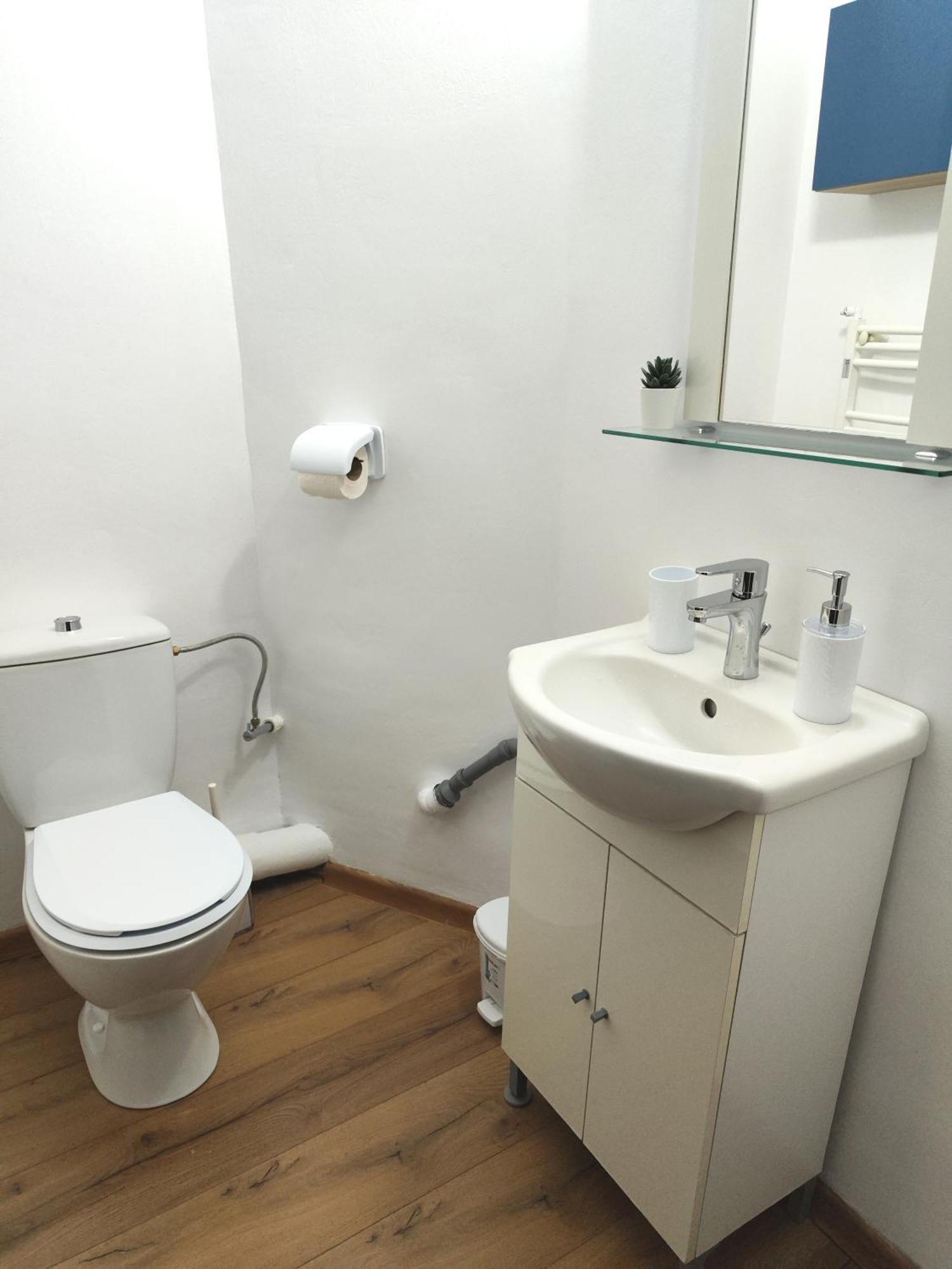 Platinum - Cu 3 Camere, 2 Dormitoare, 2 Bai, Bucatarie Complet Utilata, 2 Balcoane Apartament
