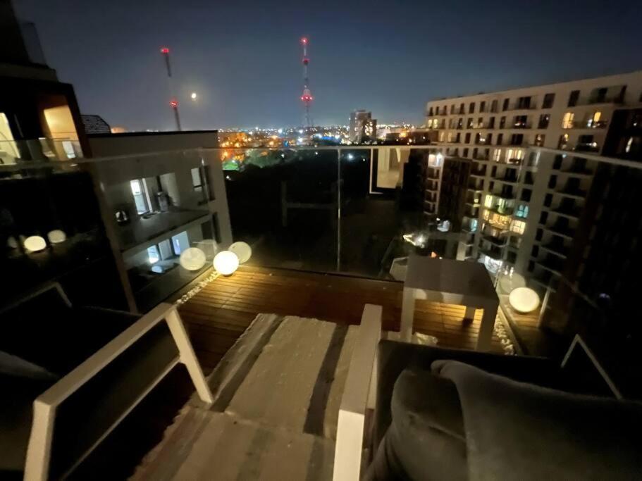 Apartment Silver