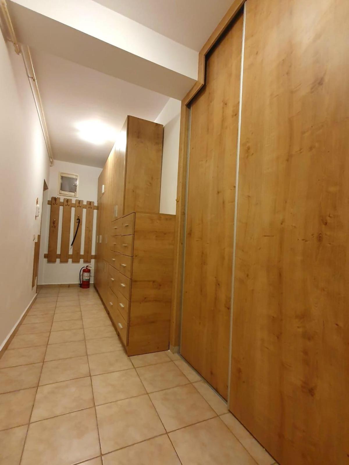 Centru Unirii Luxury Vip Apartment: Spacious 2-room With Heated Parking * Bucharest