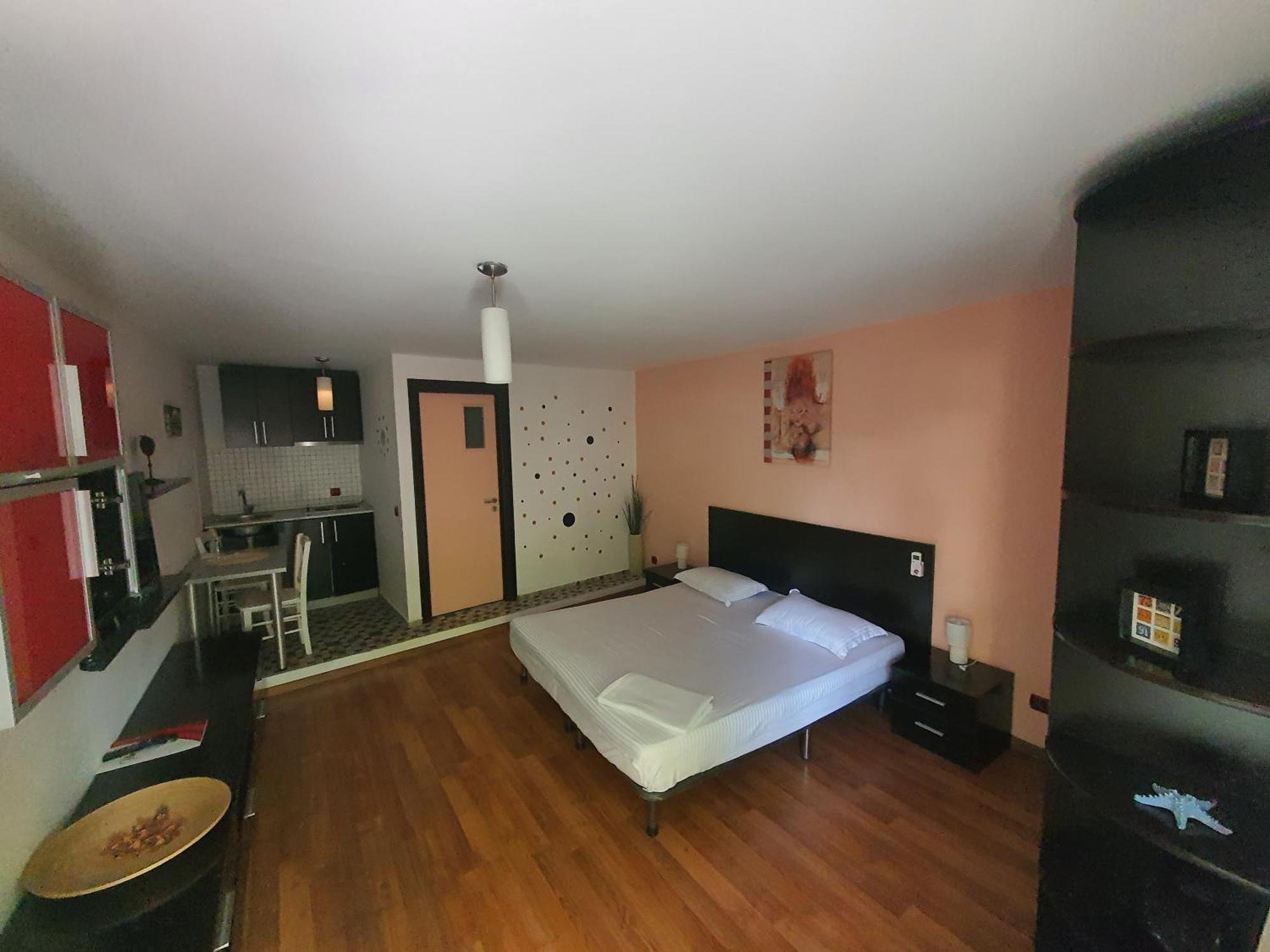 Hotel Casa Artisti Bucureşti