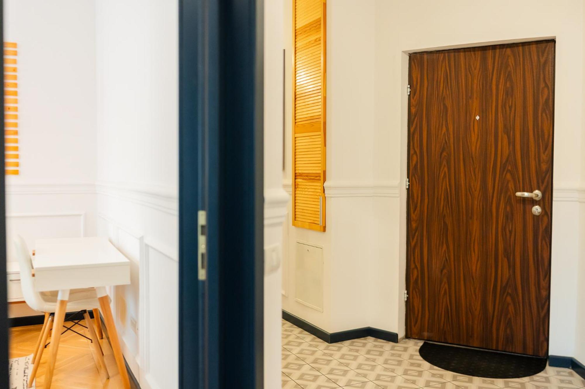 Historic Charm Meets Modern Comfort: Athenaeum 2br Bucharest