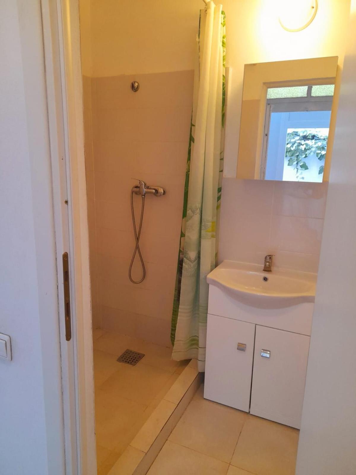 Casa Liveni Apartament