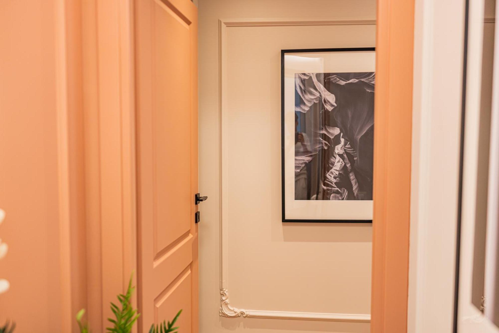 Pink Perfection - One-bedroom Gemstone Oasis Apartament Bucureşti