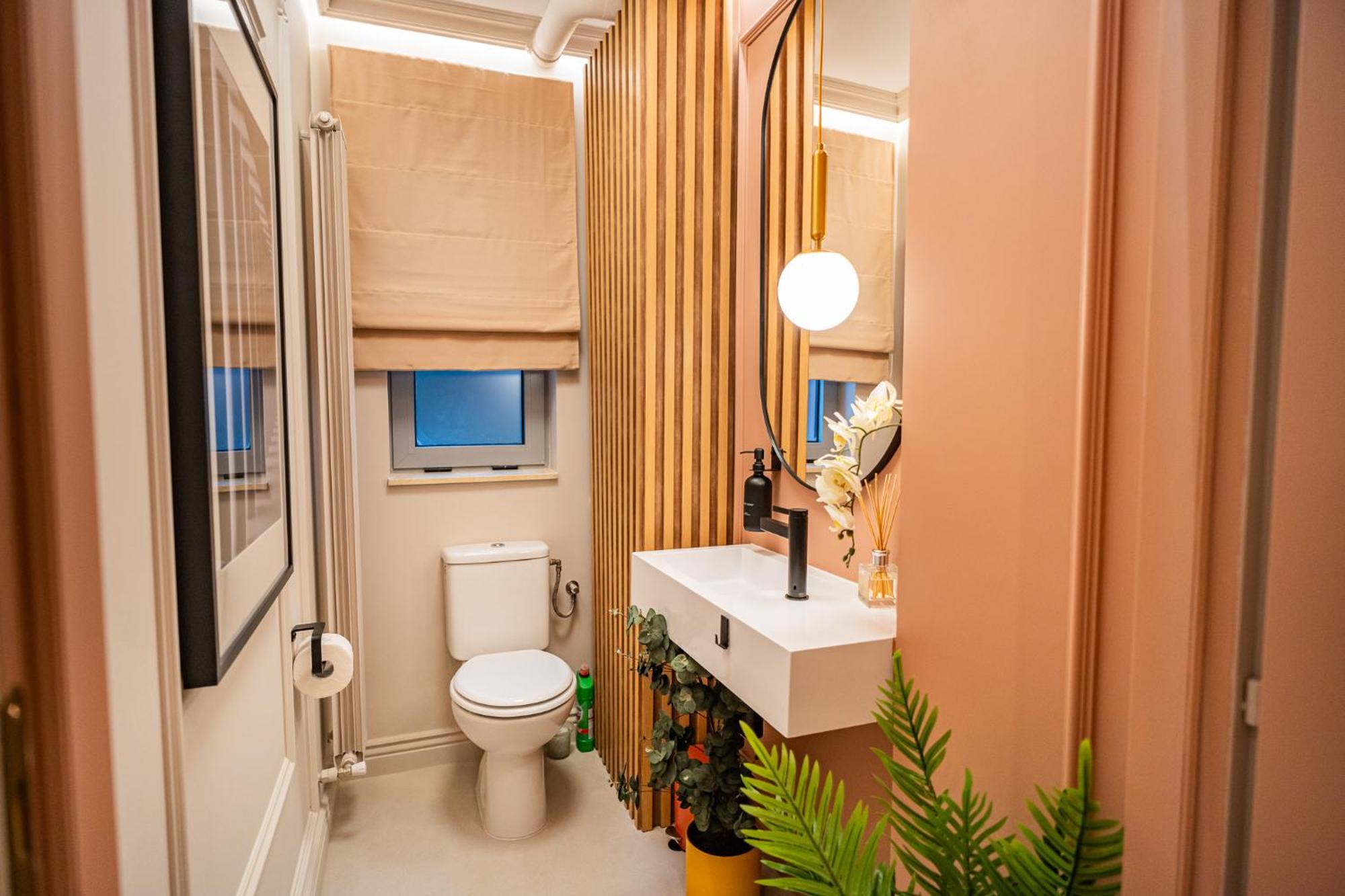 Apartament Pink Perfection - One-bedroom Gemstone Oasis *