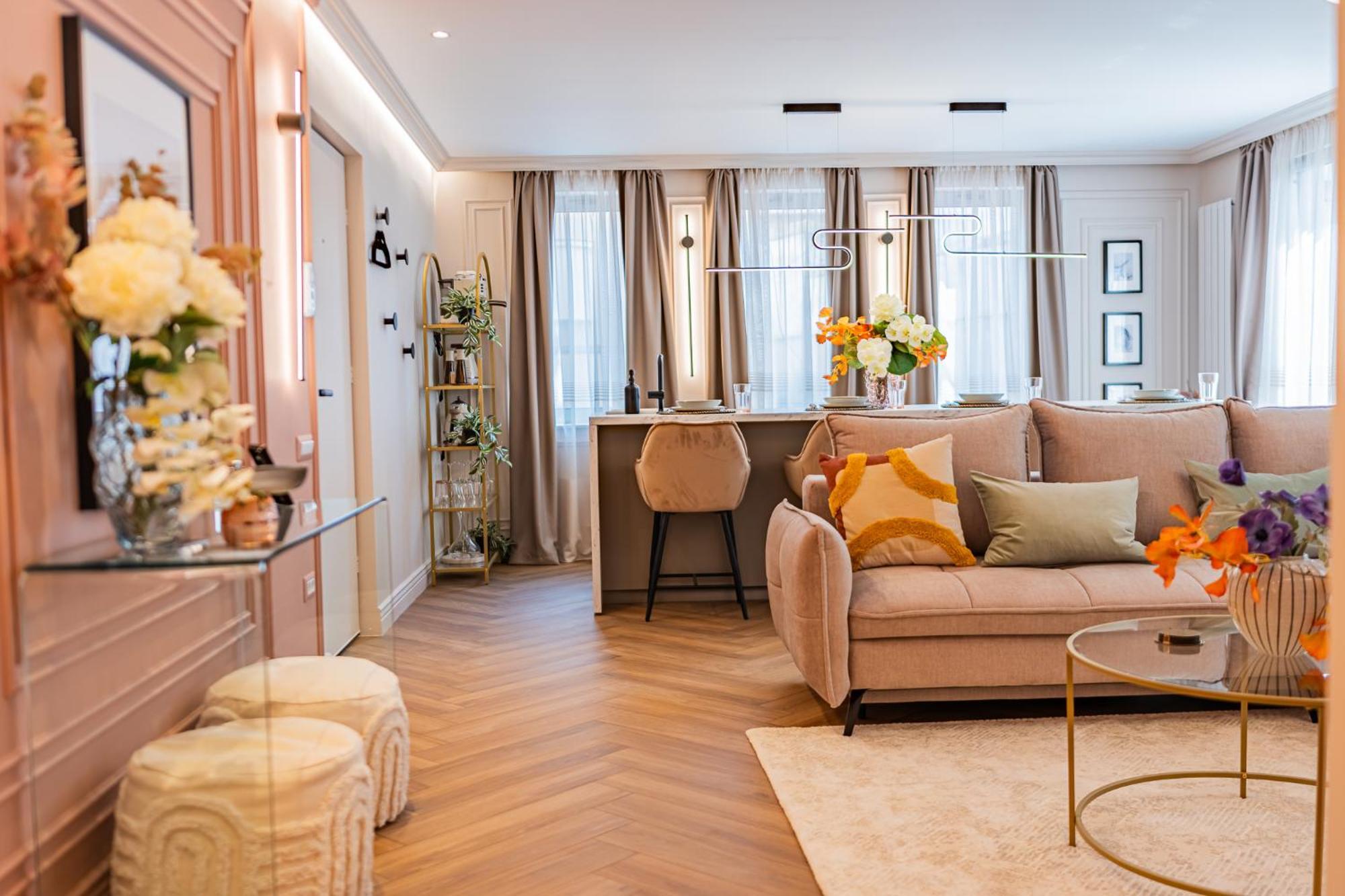 Apartament Pink Perfection - One-bedroom Gemstone Oasis Bucureşti