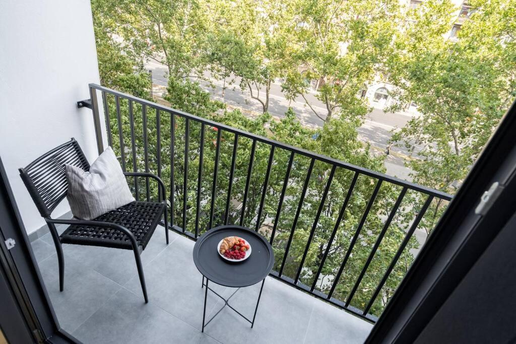 Apartment Sunny 2br Flat - Location - 3 Balconies Bucharest