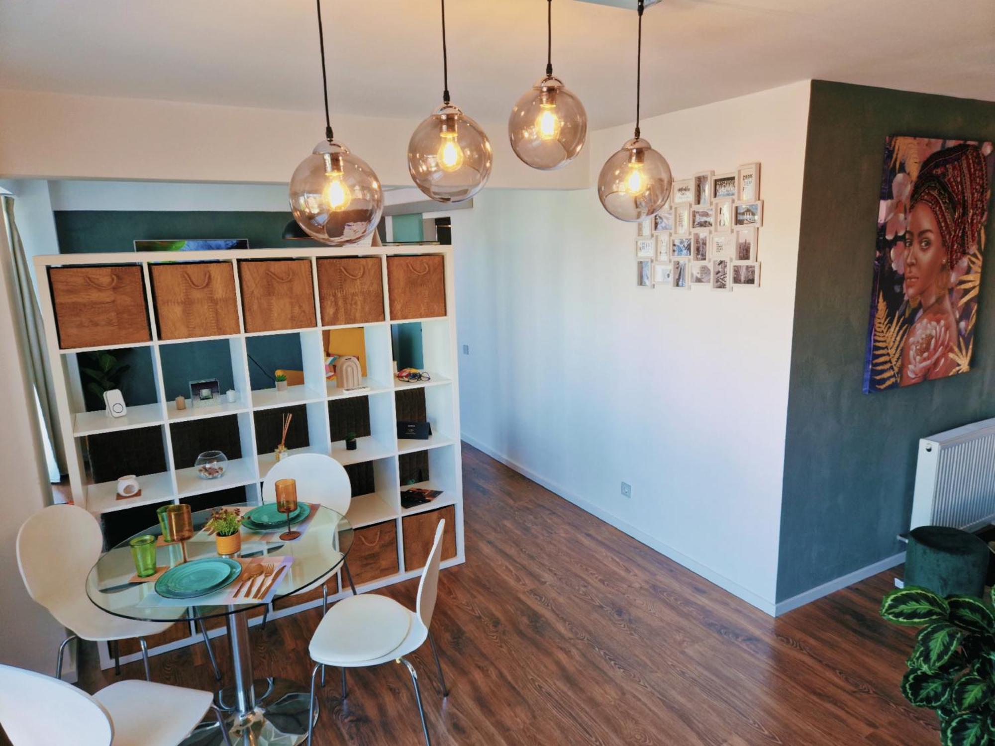 Free Parking & Self Check-in Westside Near The Lake, Lacul Morii, Near Metro Stations Sector 6 Apartament *