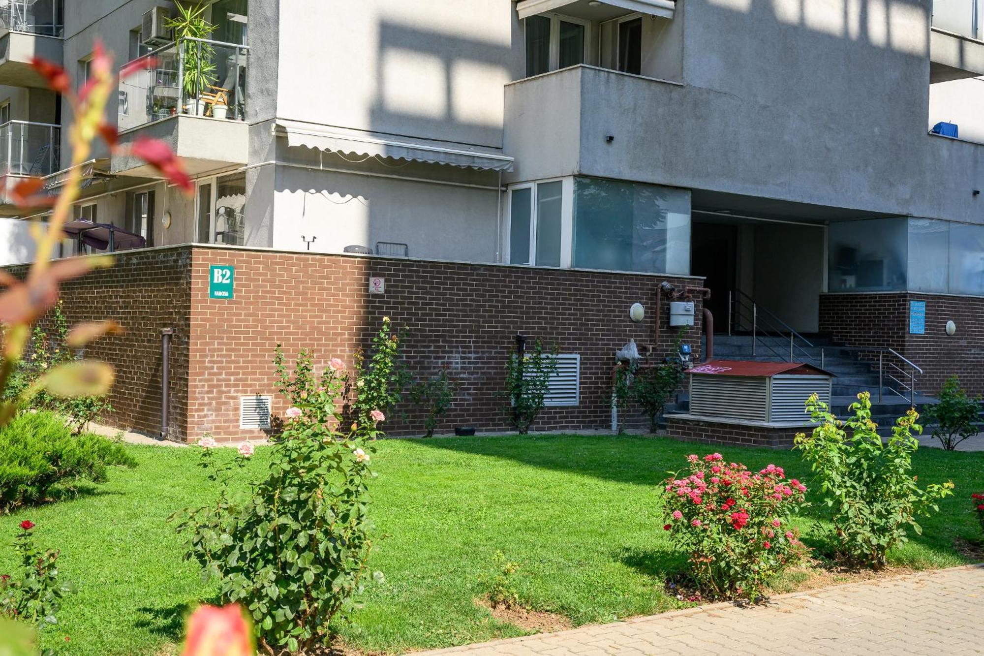 Eme-rose Condo, Free Guarded Parking & Gym *