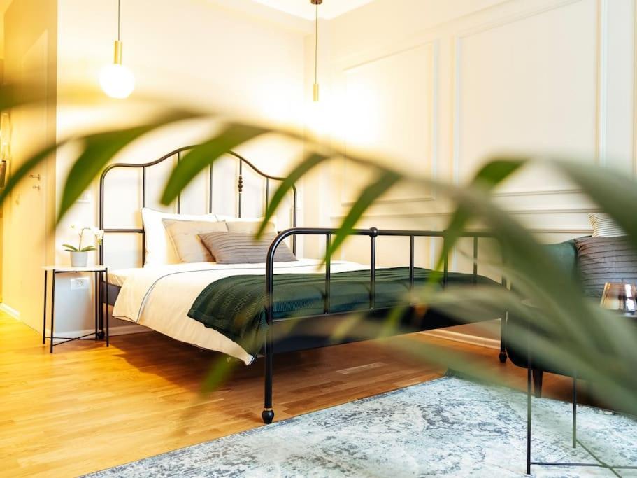 Amazing Location - Superb View - Old Town Apartament *