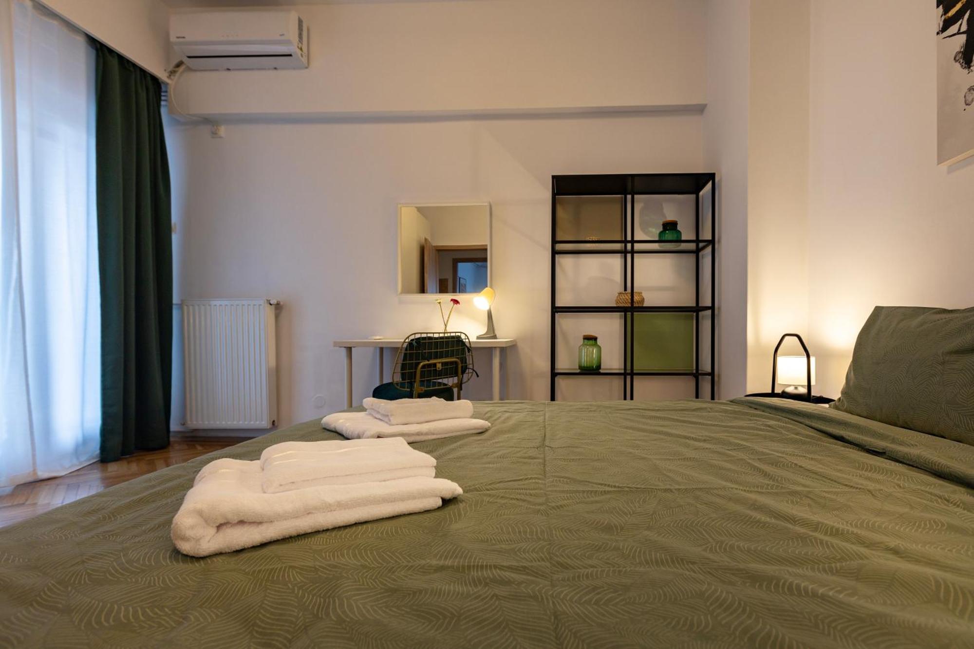 Apartment Ultracentral Hong Kong 3 Bdrm