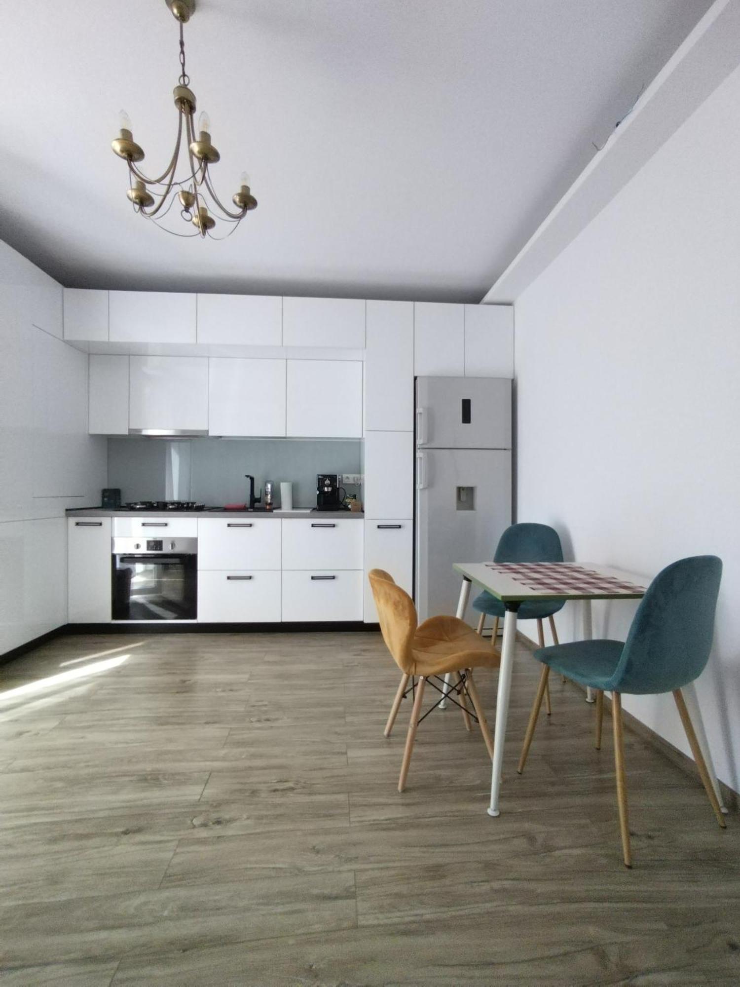 Apartment Kira *