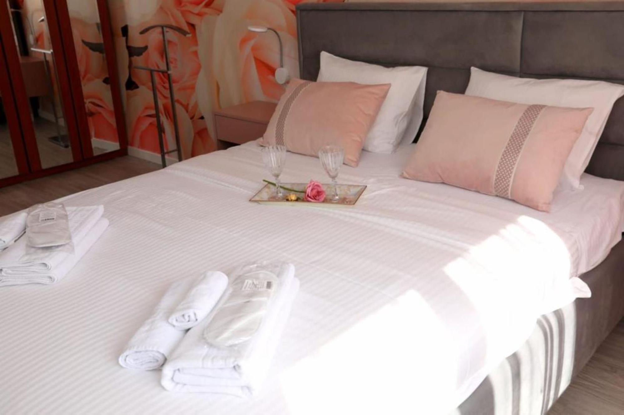 Apartament Imedio Rose Aviatiei Bucureşti