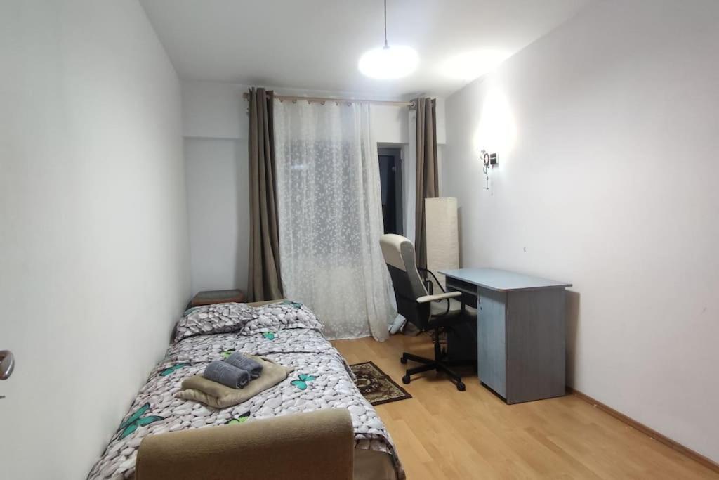 Luxury Plaza Complex * Bucureşti