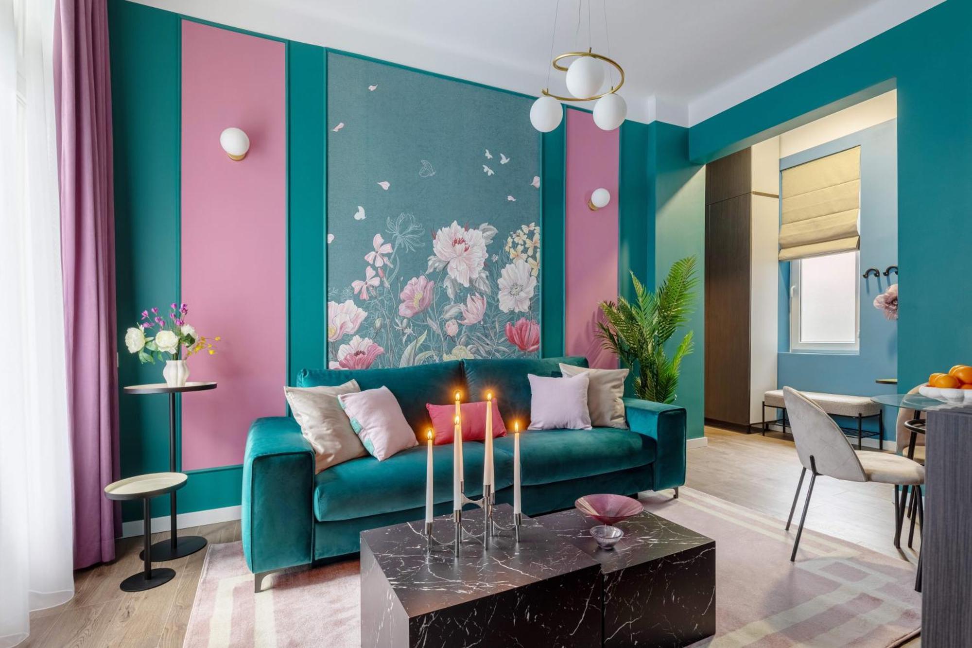 Holt - Flowers In Wonderland Apartment Bucharest
