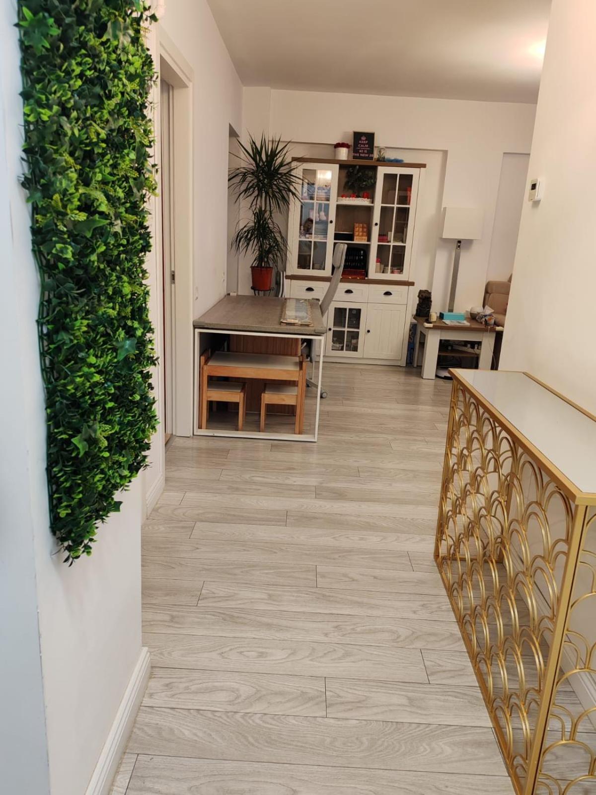Zen Garden Apartment