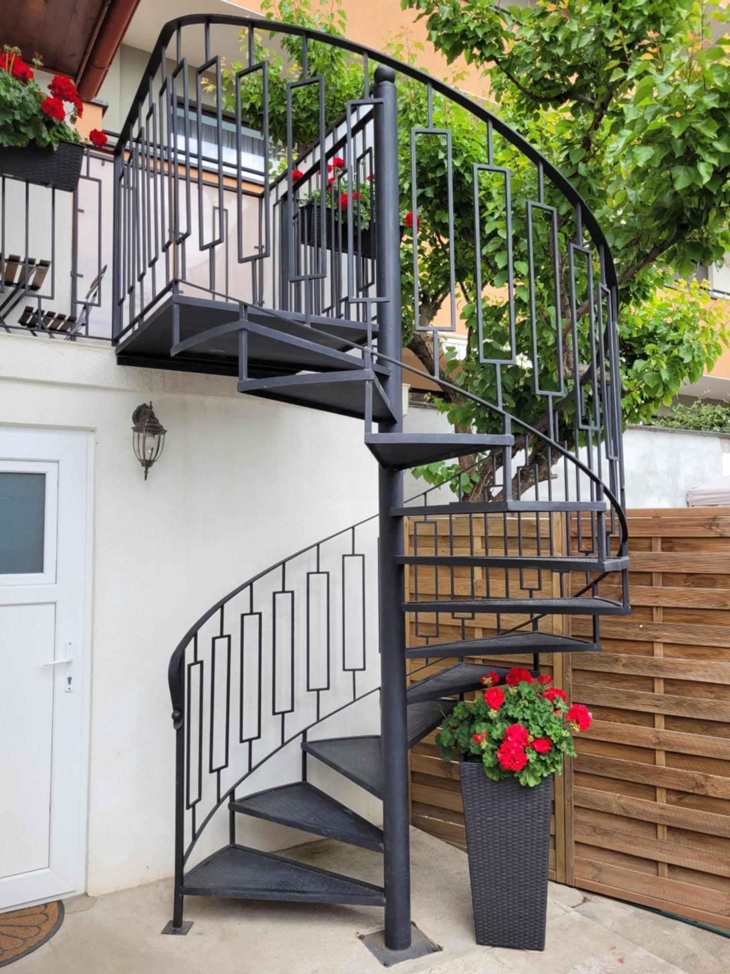 Rose Garden House Apartment *