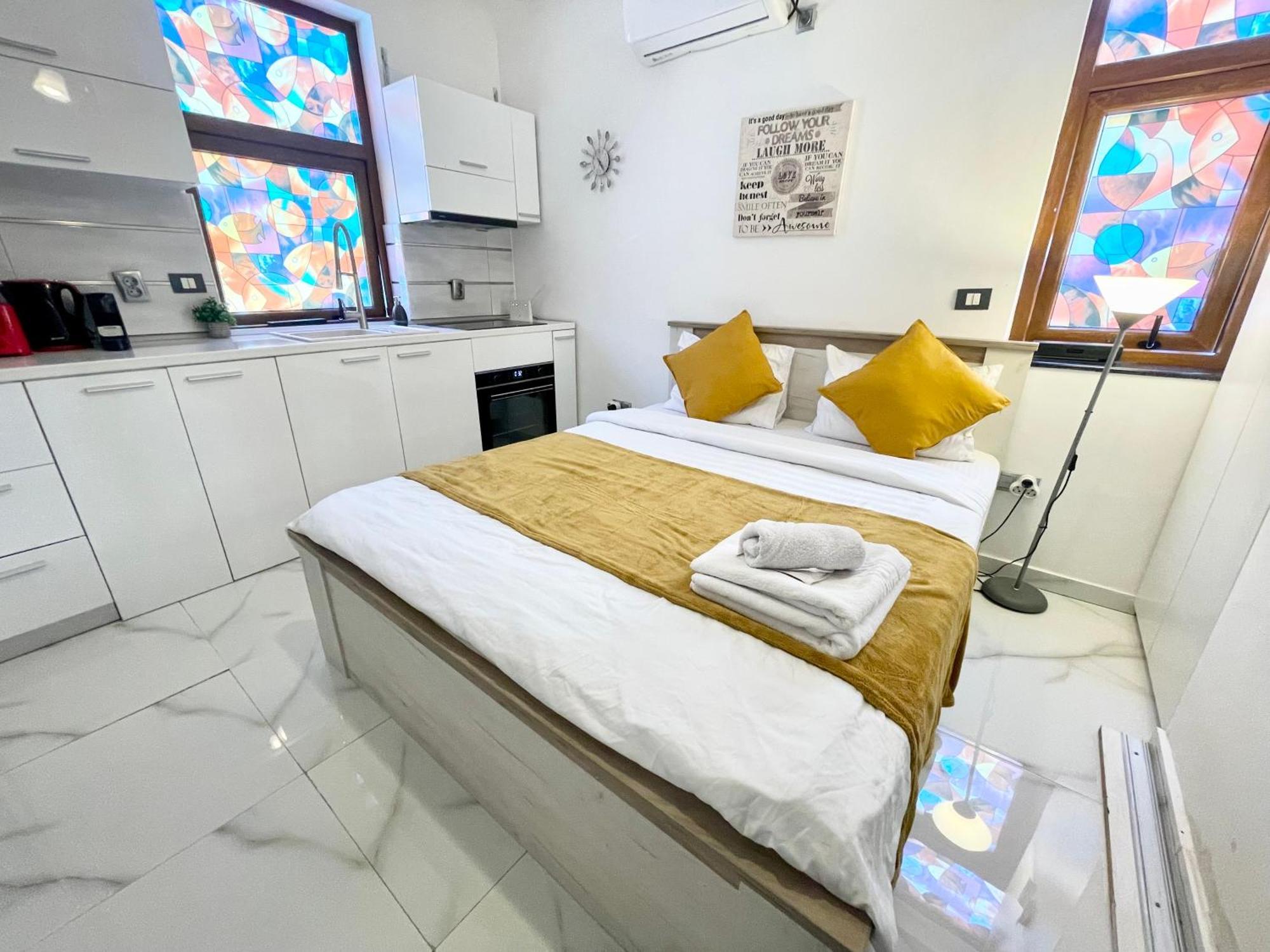 Apartment White Bucharest
