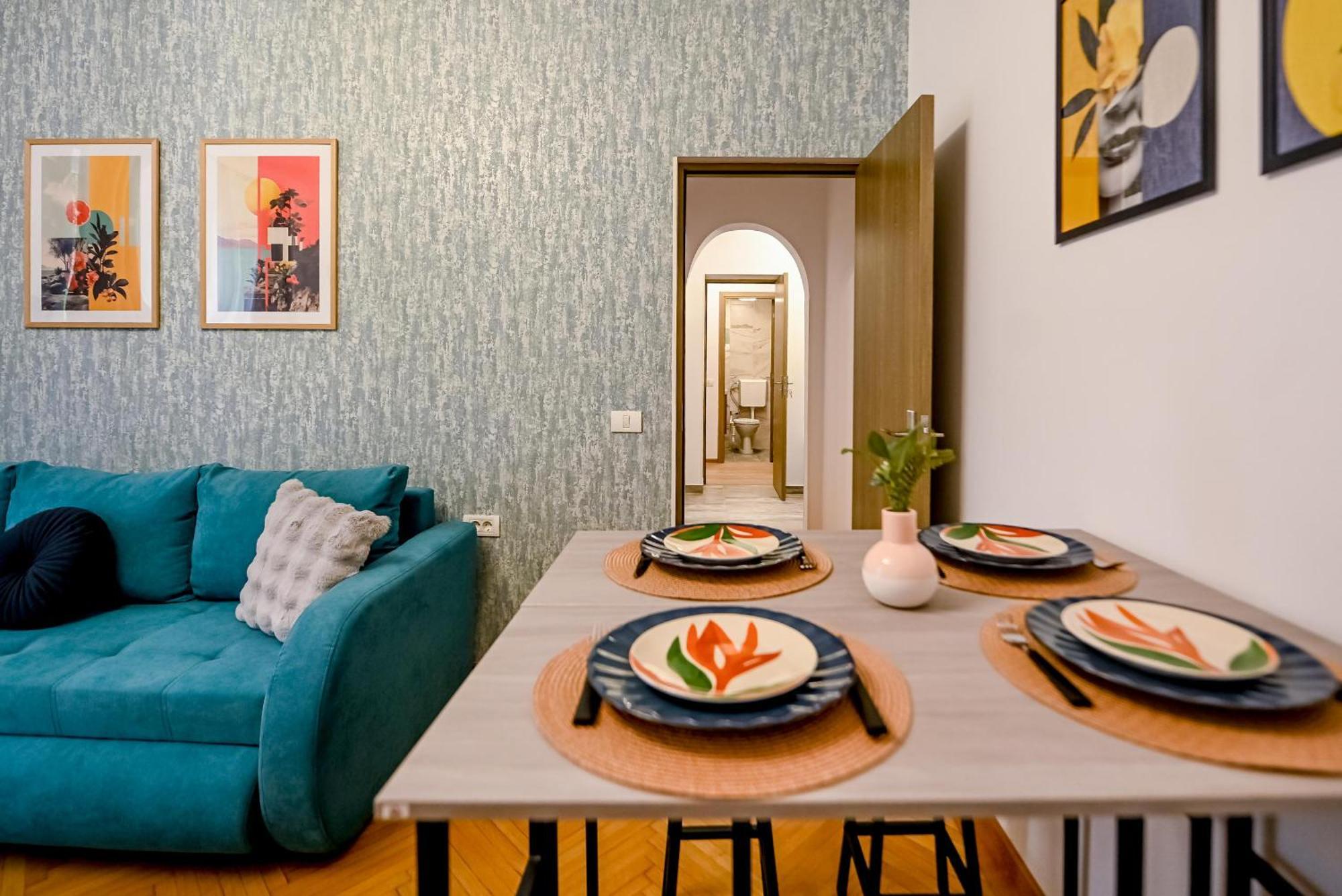 Central Retreat - Modern On Magheru Blvd Apartment *