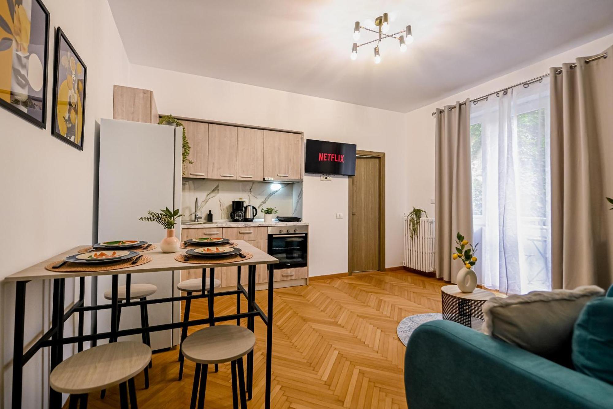 Central Retreat - Modern On Magheru Blvd Apartment