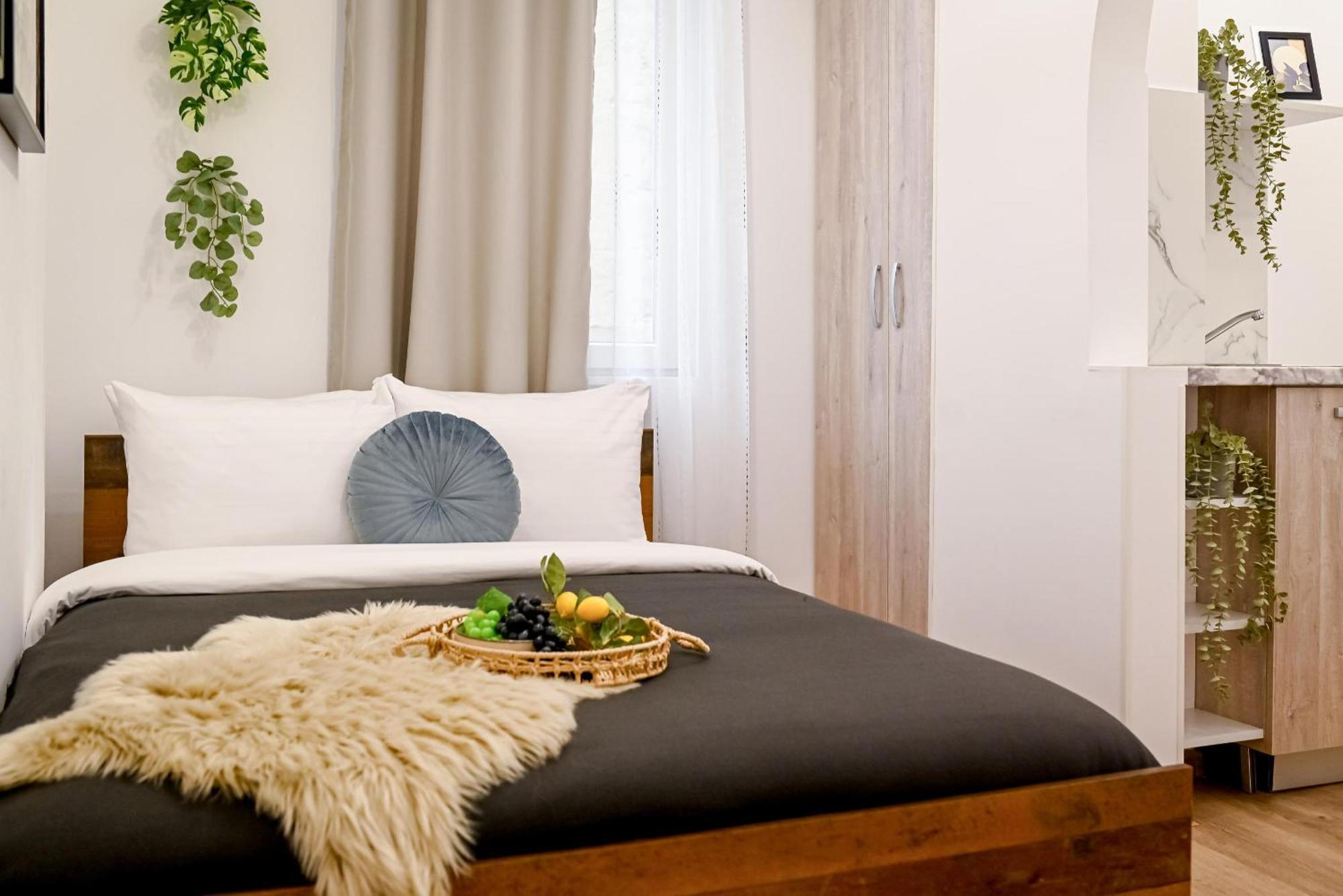 Apartment Central Retreat - Modern On Magheru Blvd *
