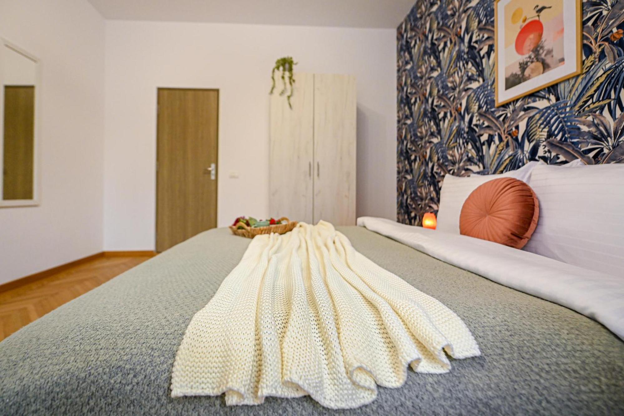 Central Retreat - Modern On Magheru Blvd Bucharest