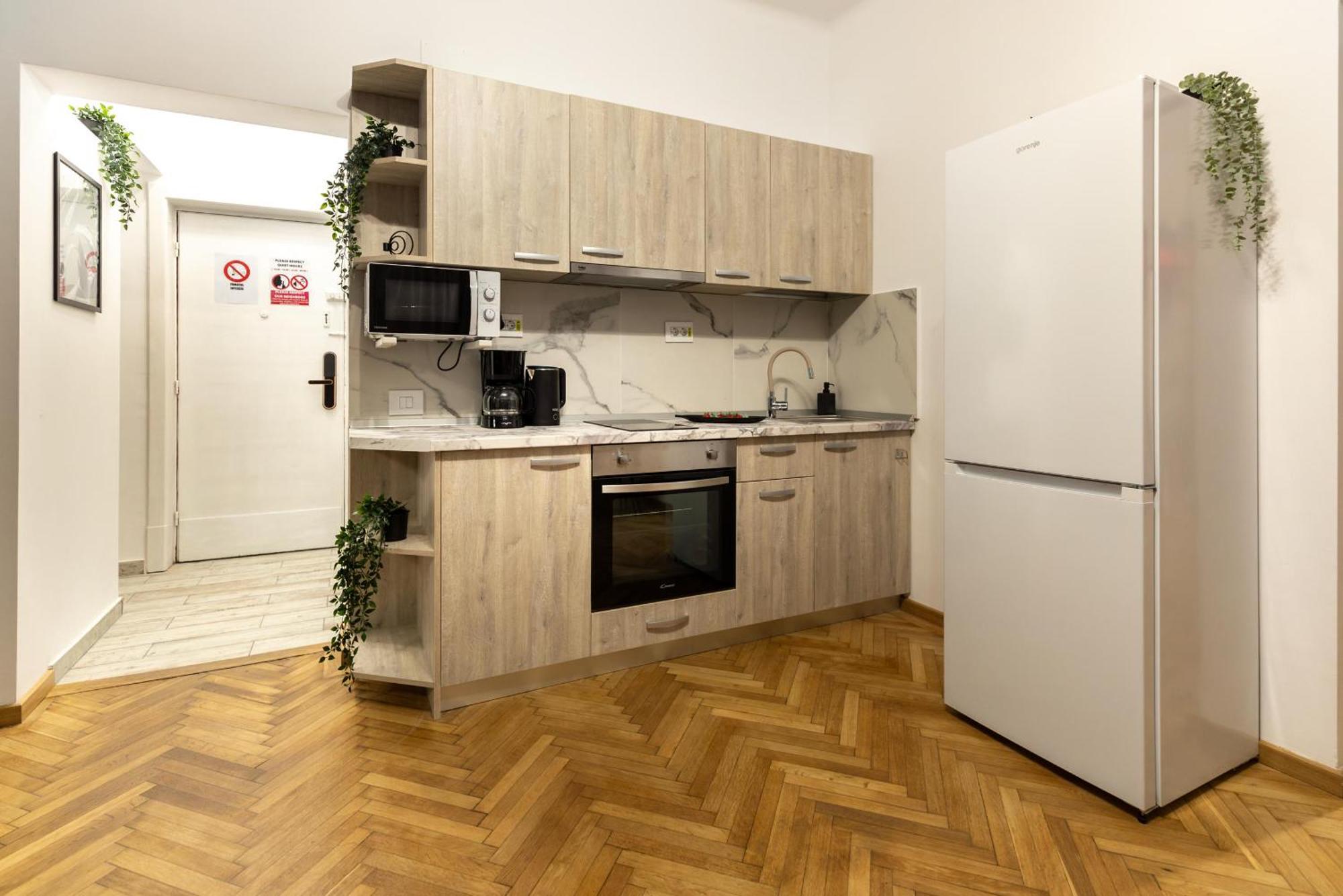 Central Retreat - Modern On Magheru Blvd *