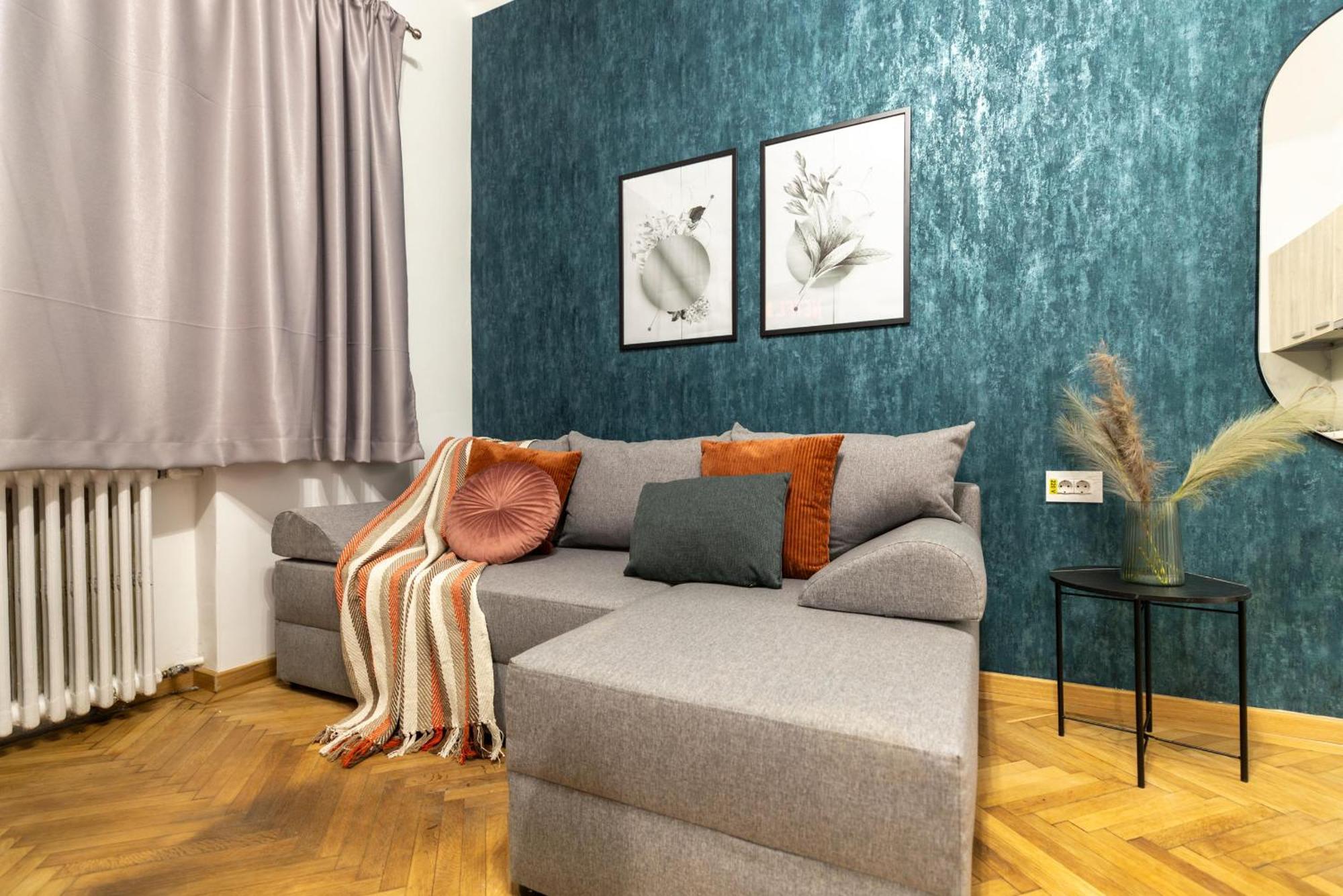 Central Retreat - Modern On Magheru Blvd Apartment *