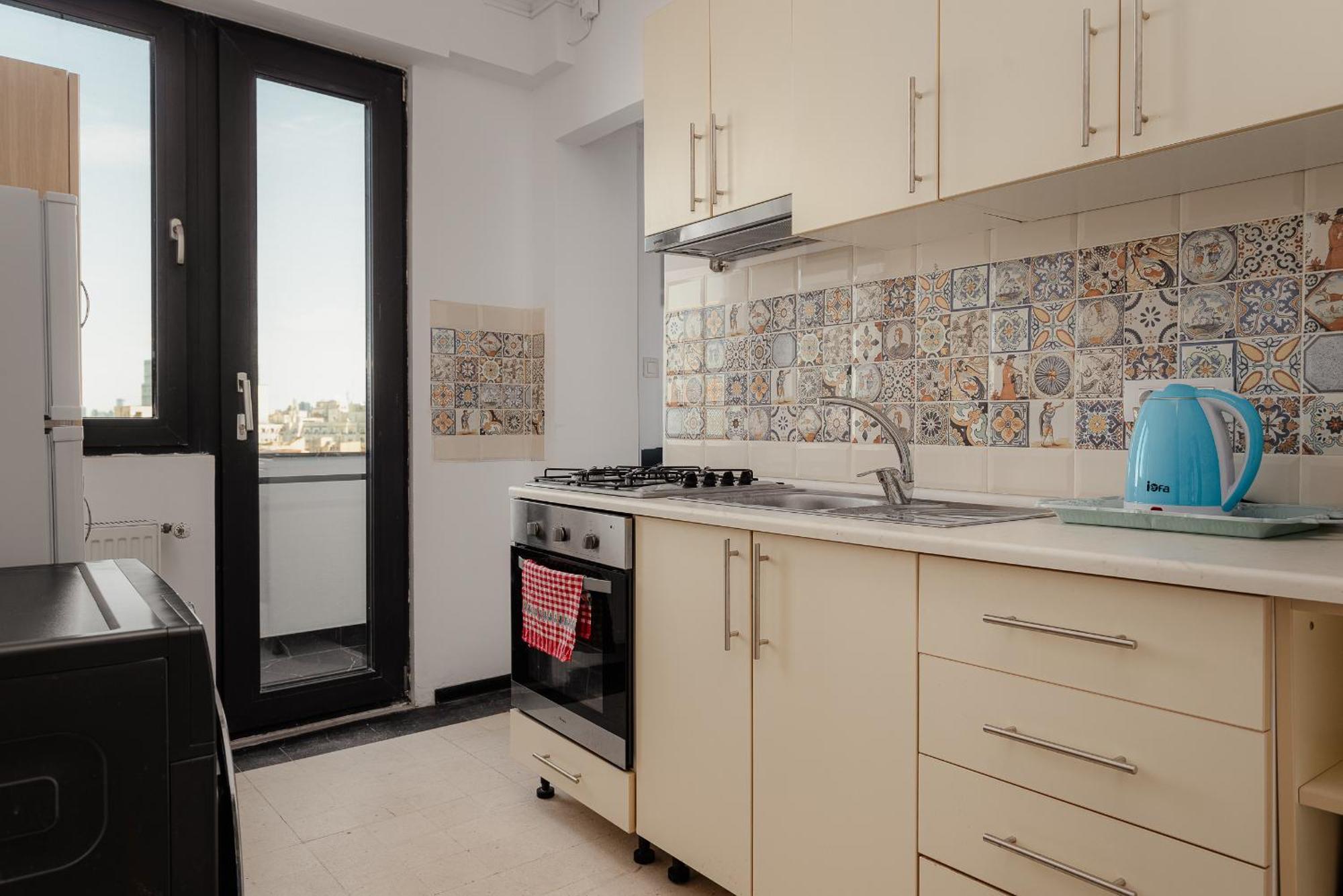Calea Victoriei Skyview Old Town Apartment