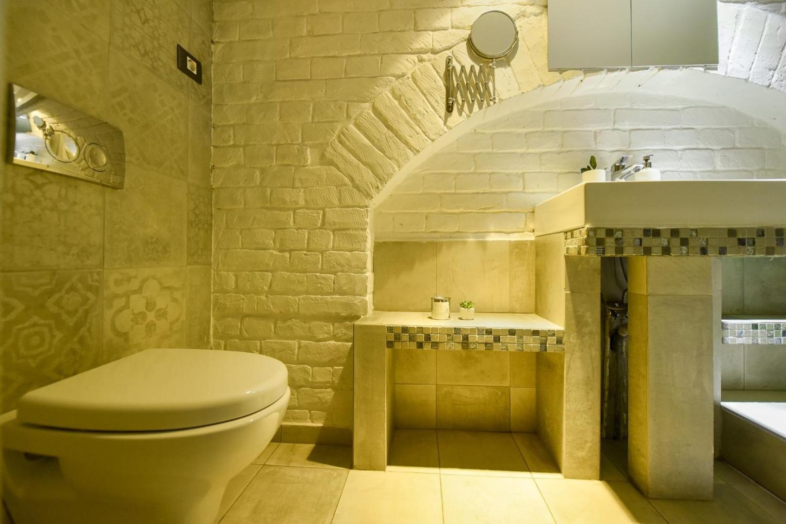 Apartamento Regina Elisabeta Duplex-style Studios: Cozy Haven In The City Center