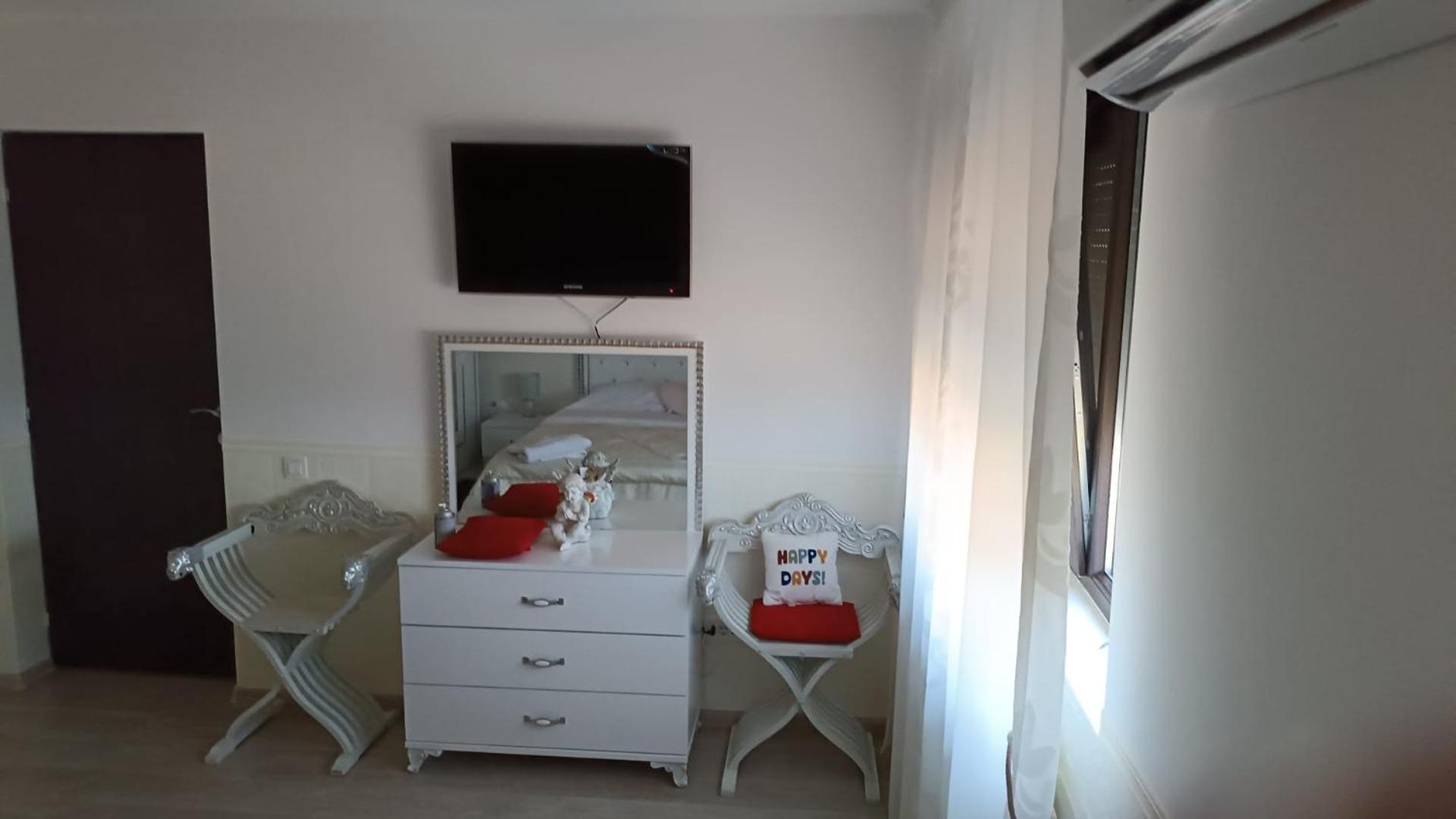 Casa Mirela * Bucharest