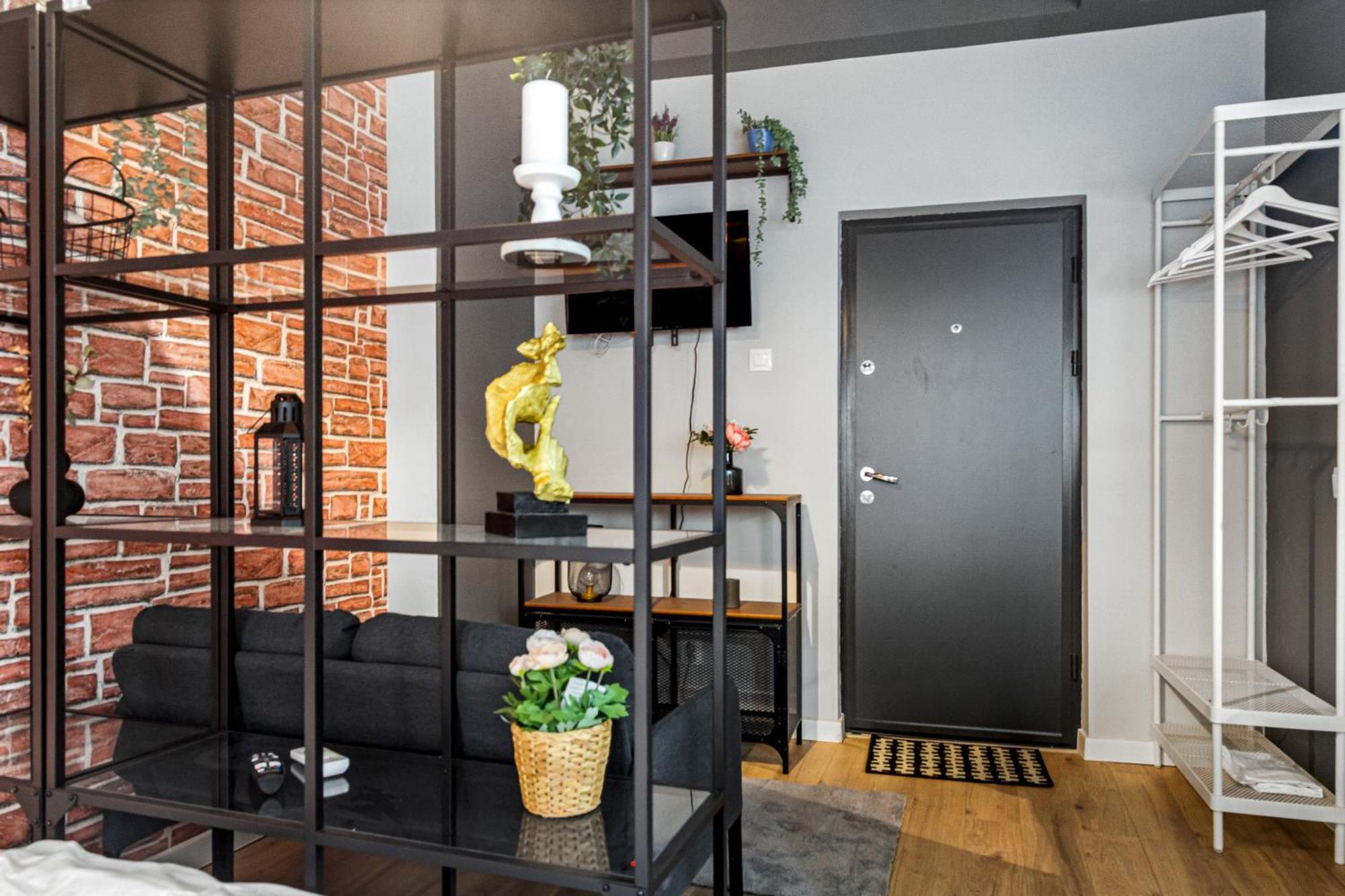 Cute Cozy Nest Old City *