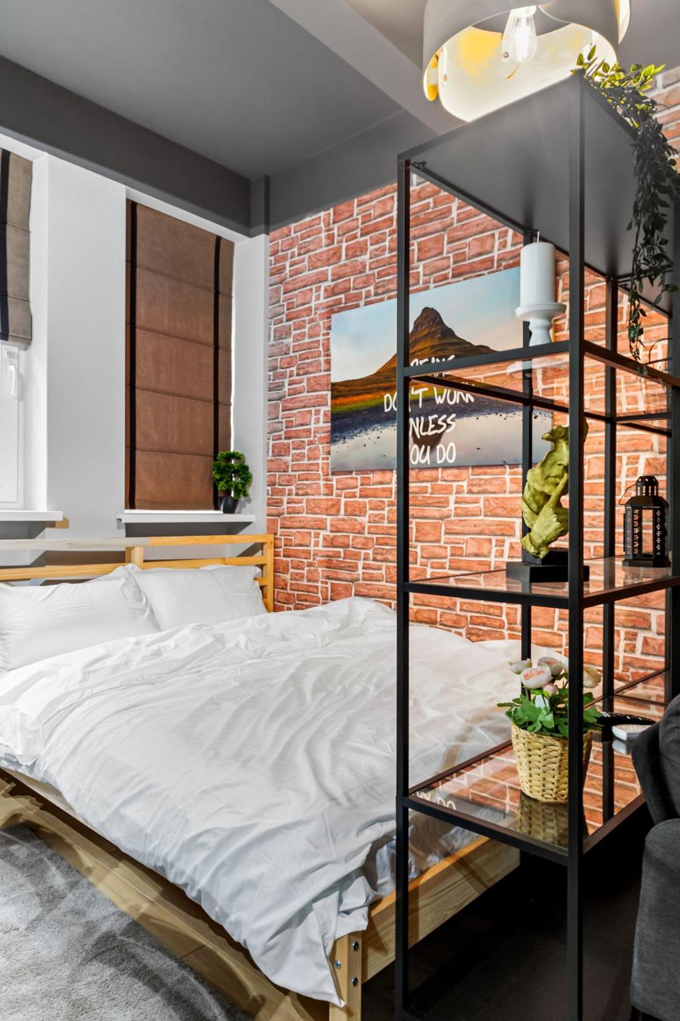 Cute Cozy Nest Old City Apartment *