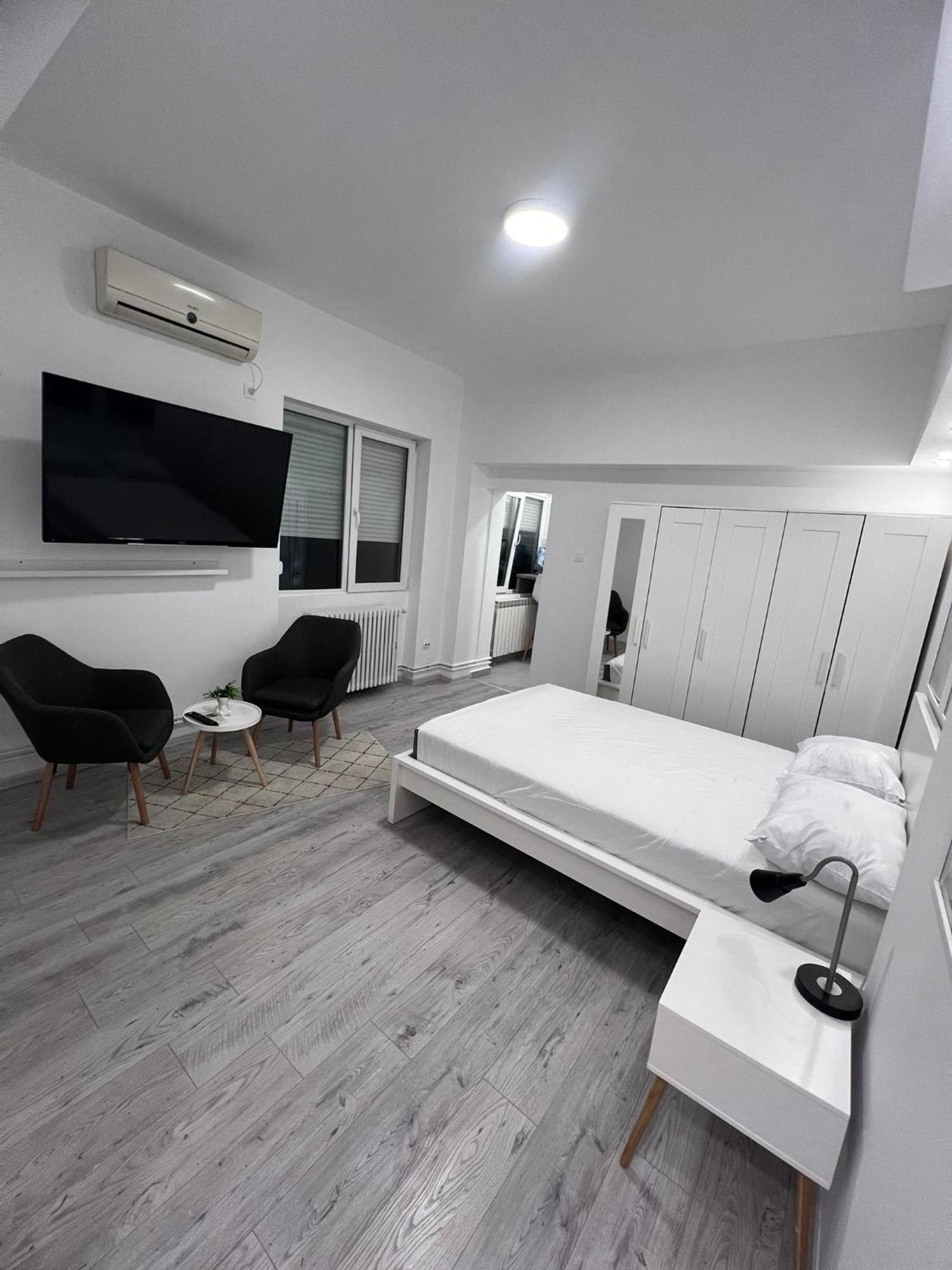 Apartment Mona's Bucharest