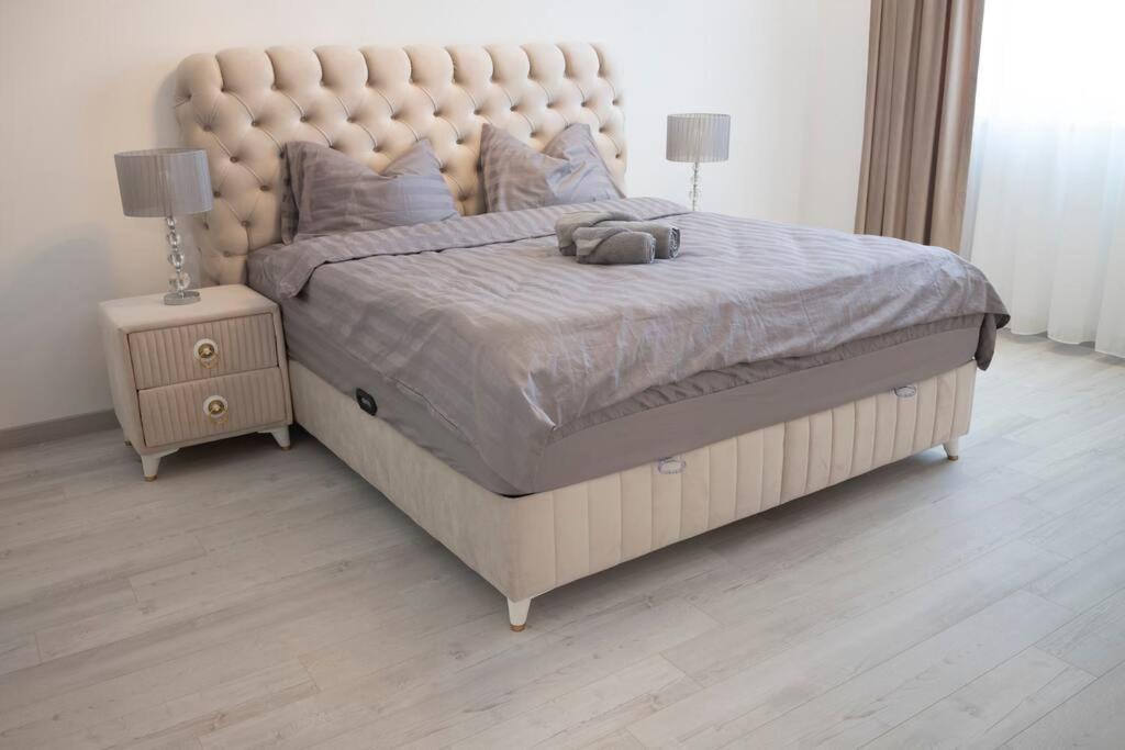 Luxury 2 Bedroom * Bucureşti