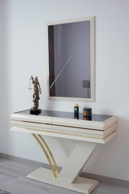 Luxury 2 Bedroom Bucureşti