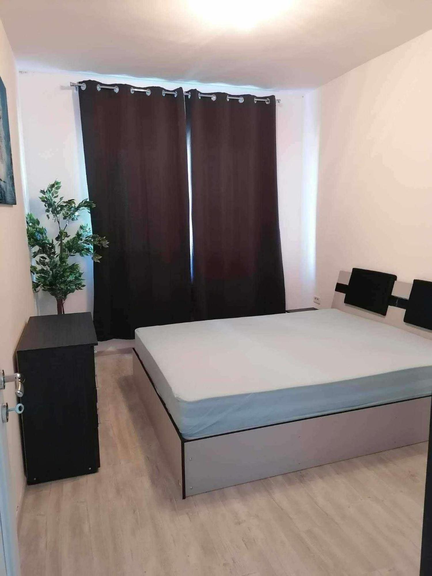 Apolonium Apartment *